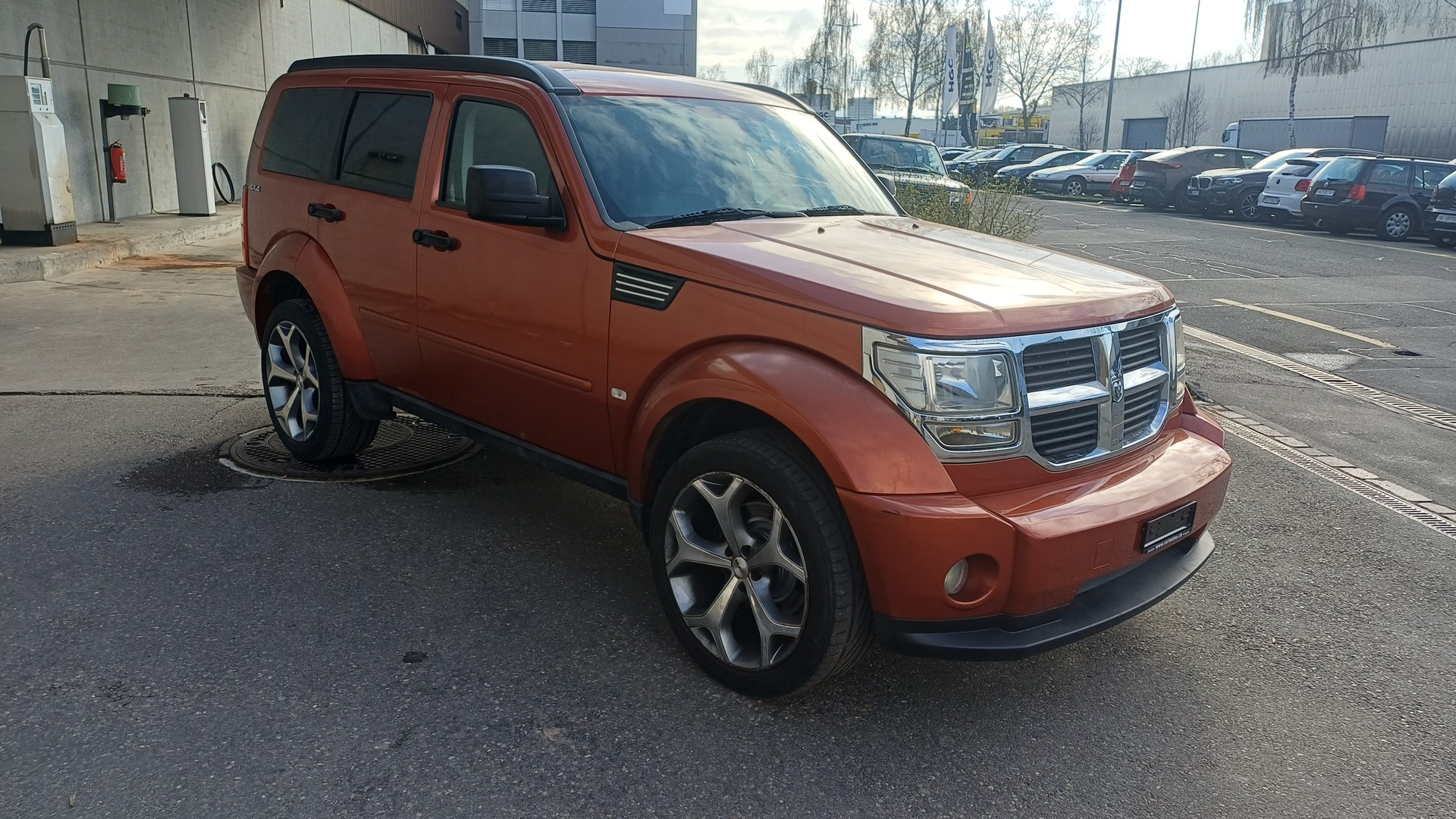 DODGE Nitro 3.7 V6 SXT Automatic-image-2