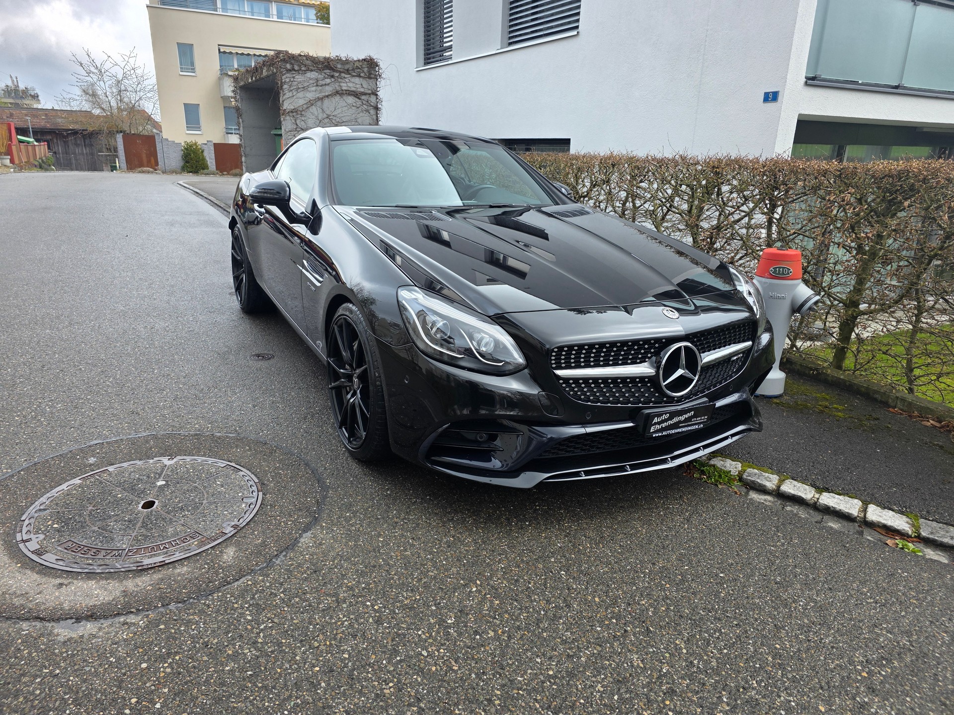 MERCEDES-BENZ SLC 43 AMG 9G-Tronic-showroom-element-2