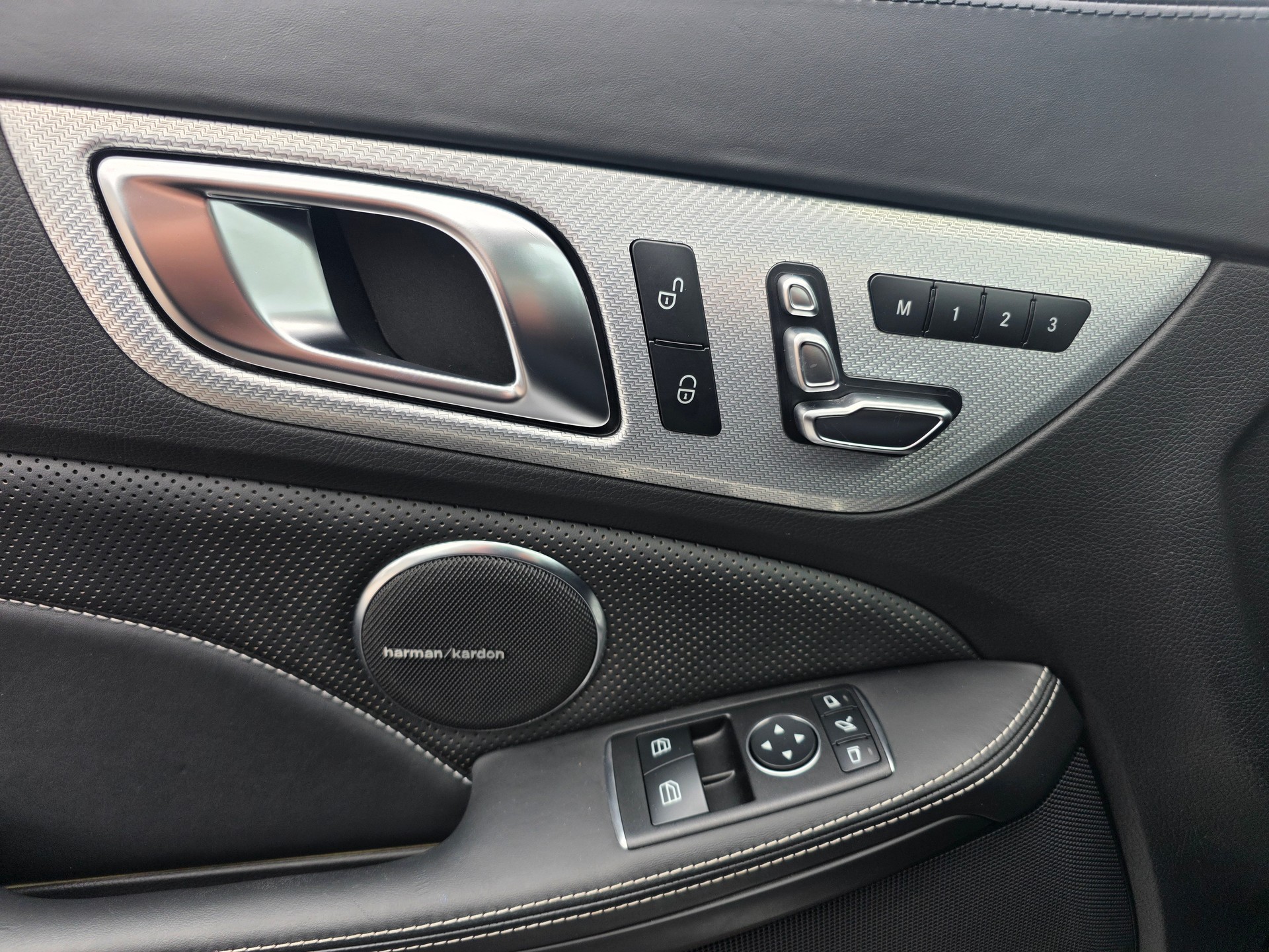 MERCEDES-BENZ SLC 43 AMG 9G-Tronic-image-22