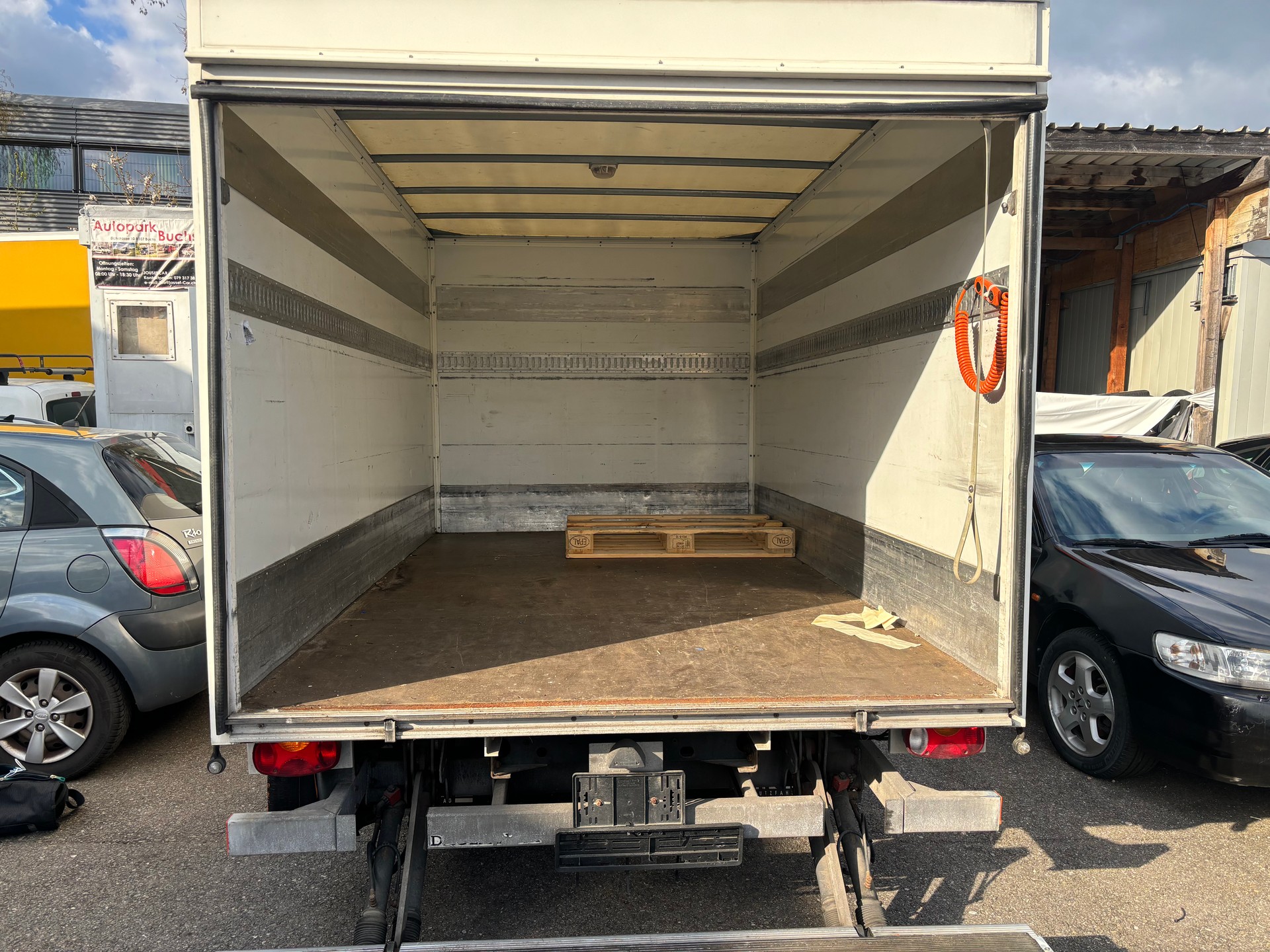 RENAULT Maxity 130.35 Dynamic-image-3