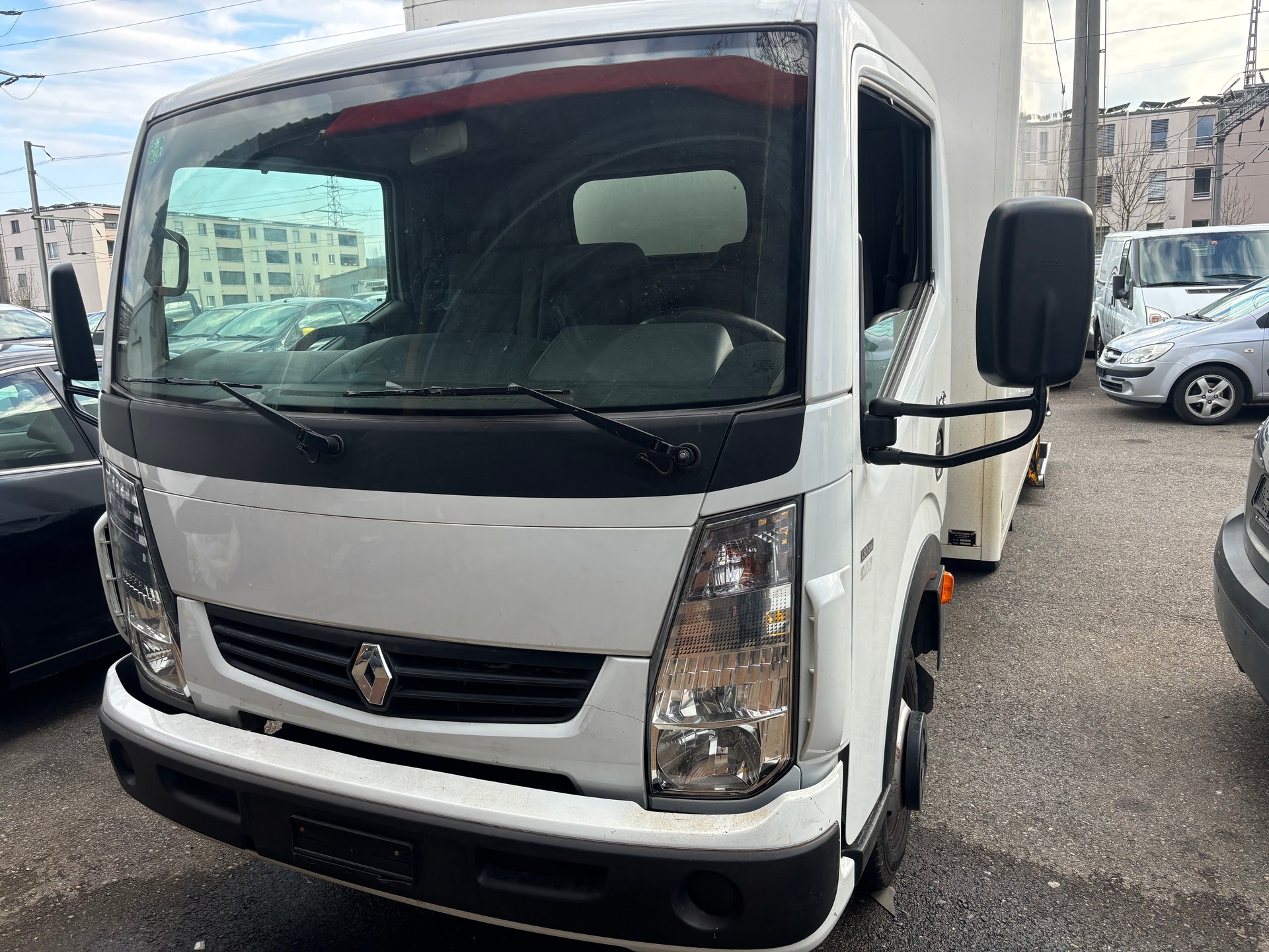RENAULT Maxity 130.35 Dynamic