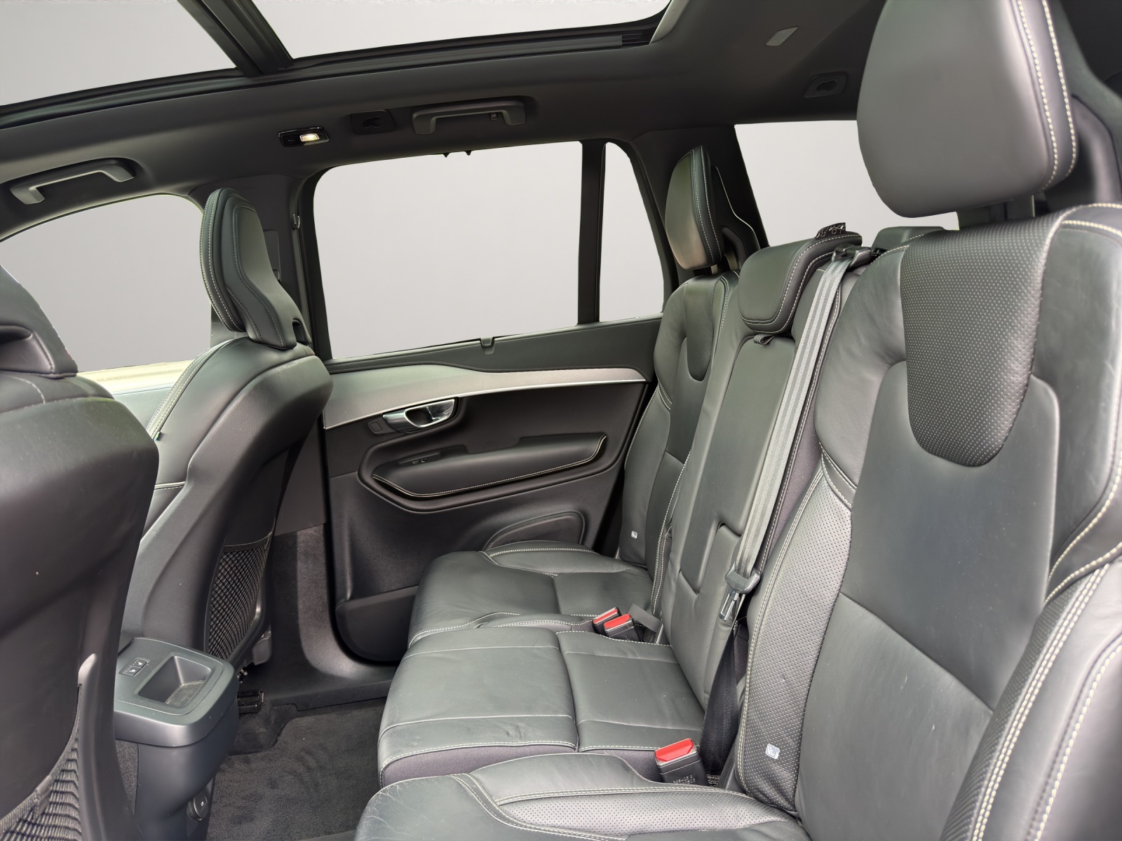 VOLVO XC90 2.0 B5 MH Plus Dark 7P. AWD-image-14