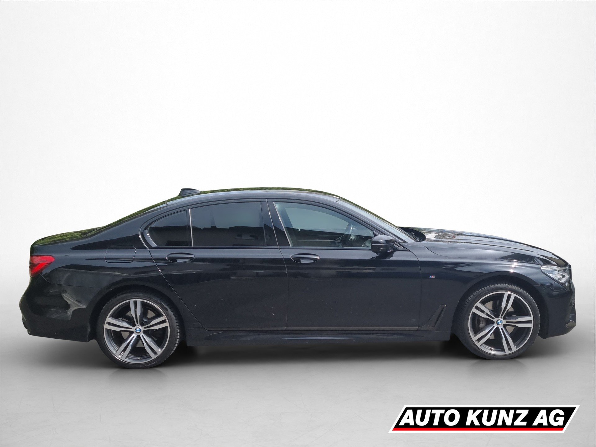 BMW 730d xDrive-image-6