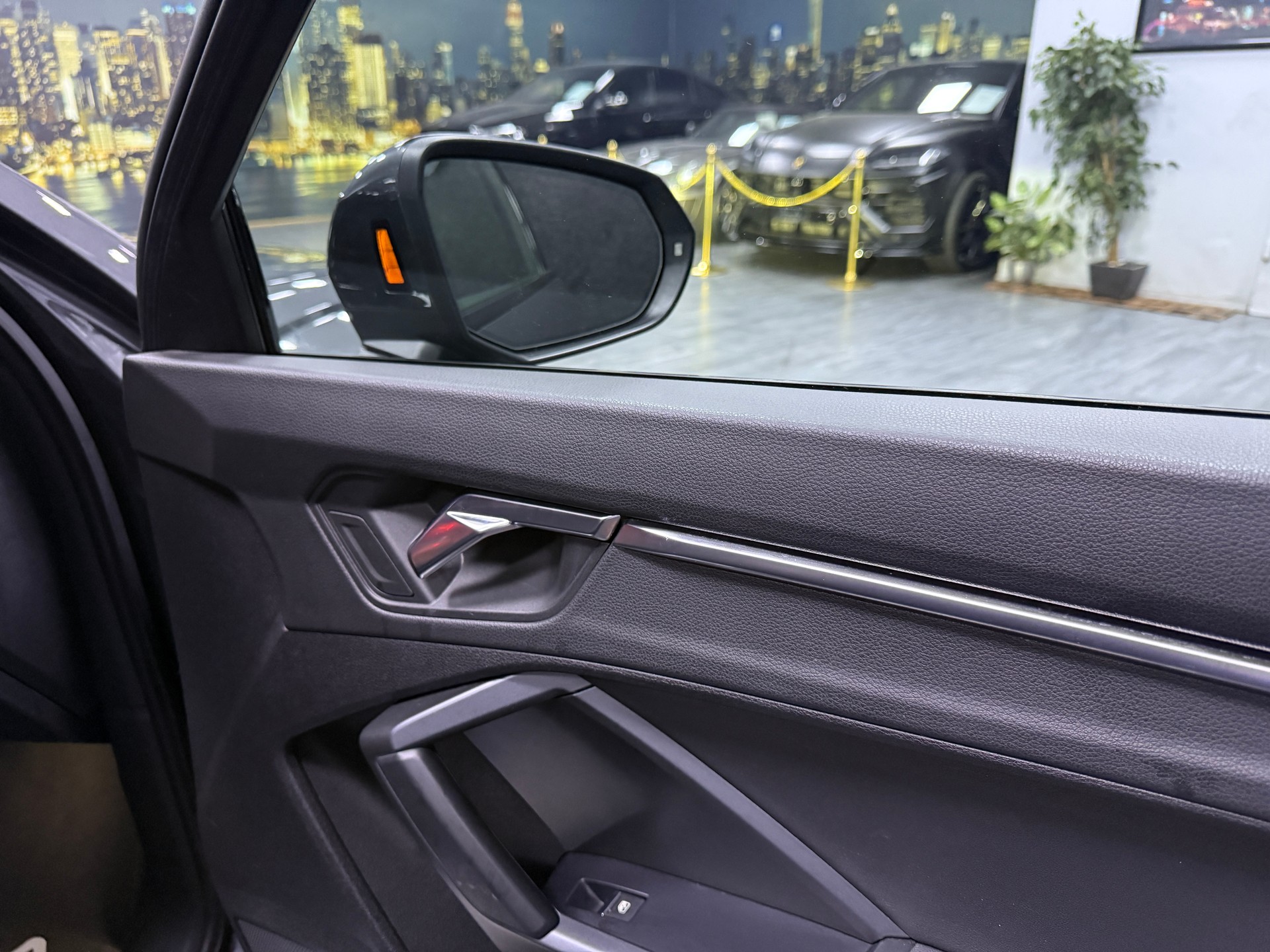 AUDI Q3 40 TFSI S line quattro S-tronic / CH Fz aus 1 Hand / Leasing ab 199.- Monate-image-10