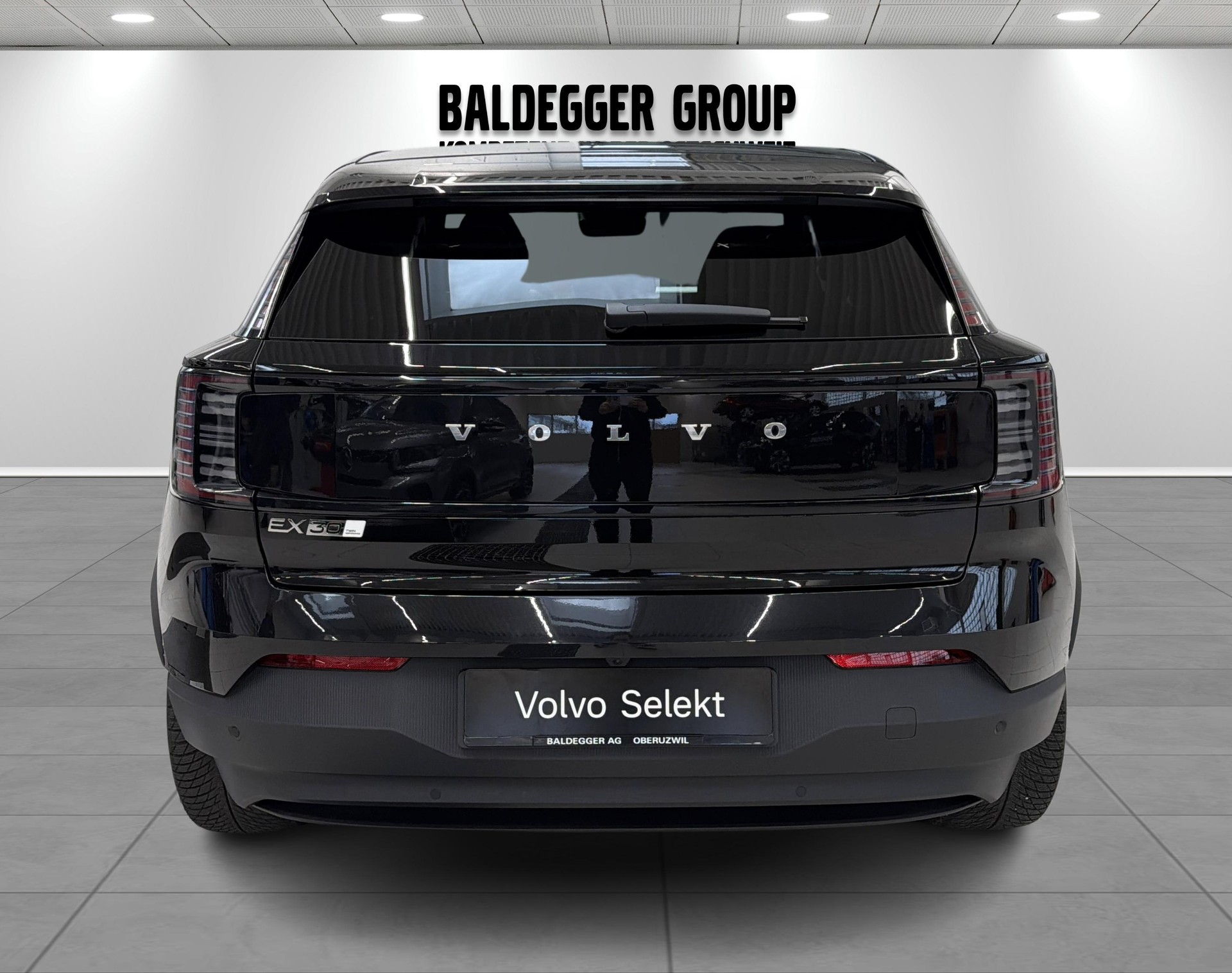 VOLVO EX 30 E60 Twin Plus Performance-image-9