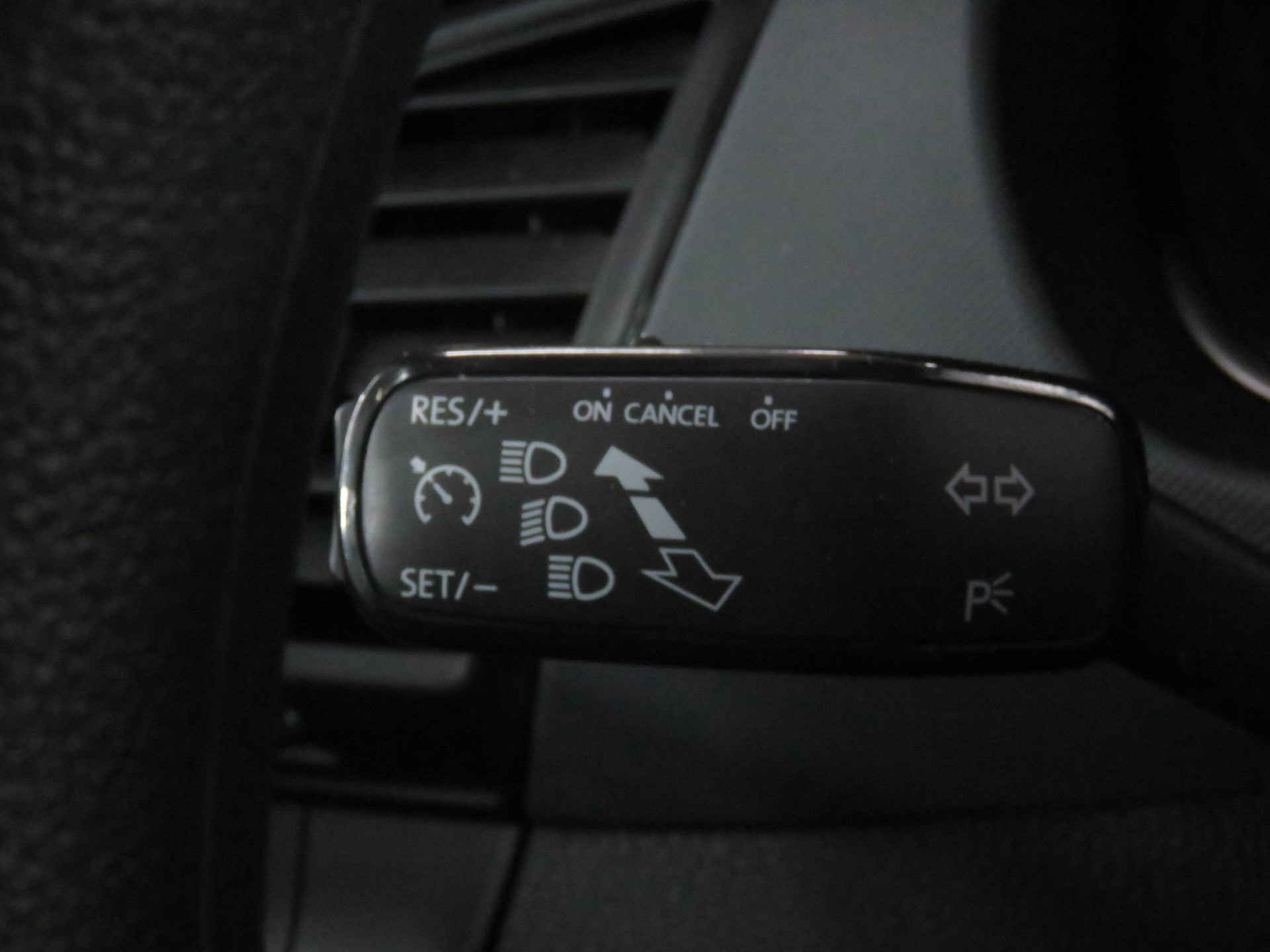 SKODA Fabia 1.0 Active-image-17