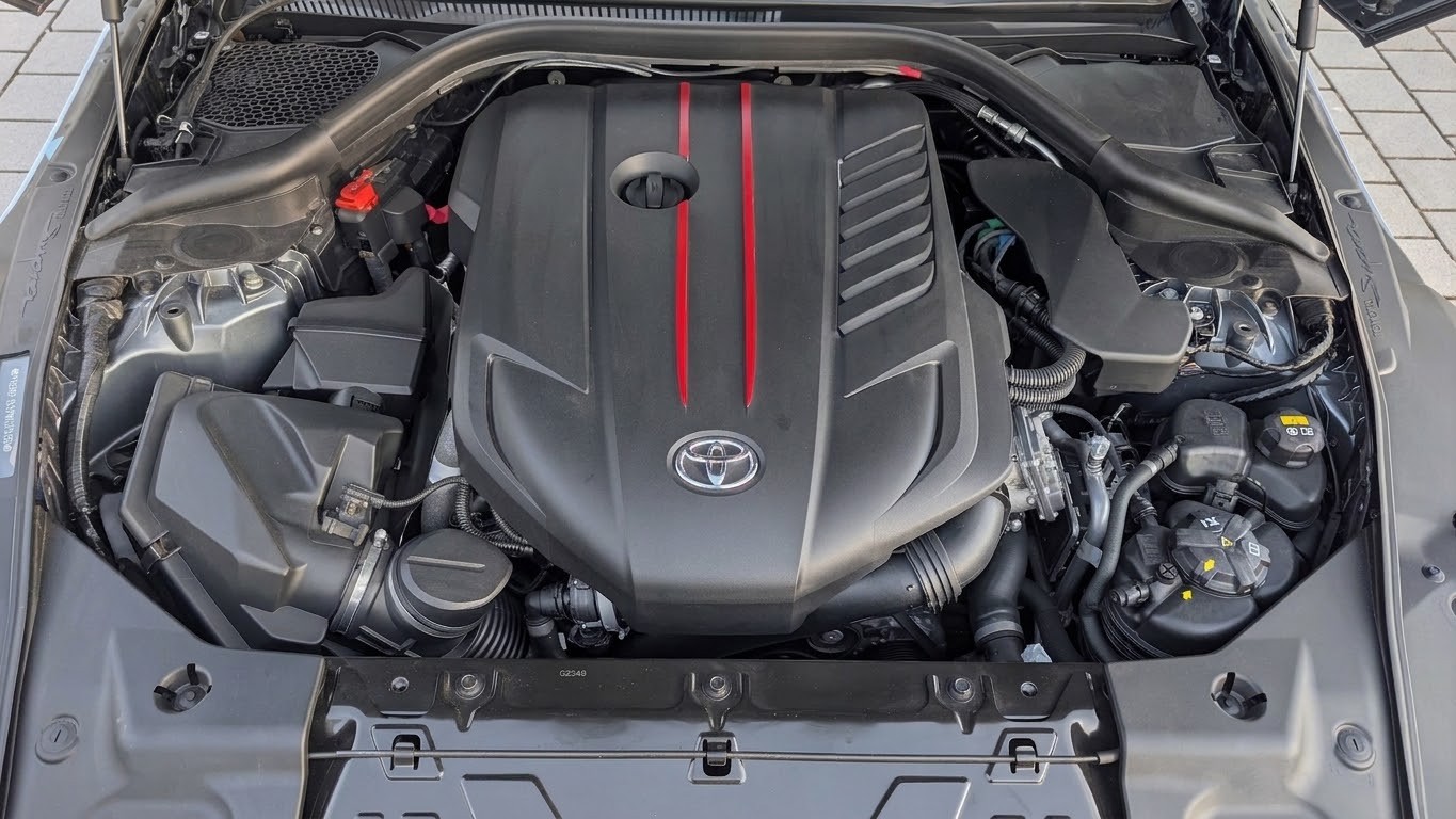 TOYOTA 3.0 T Premium-image-5