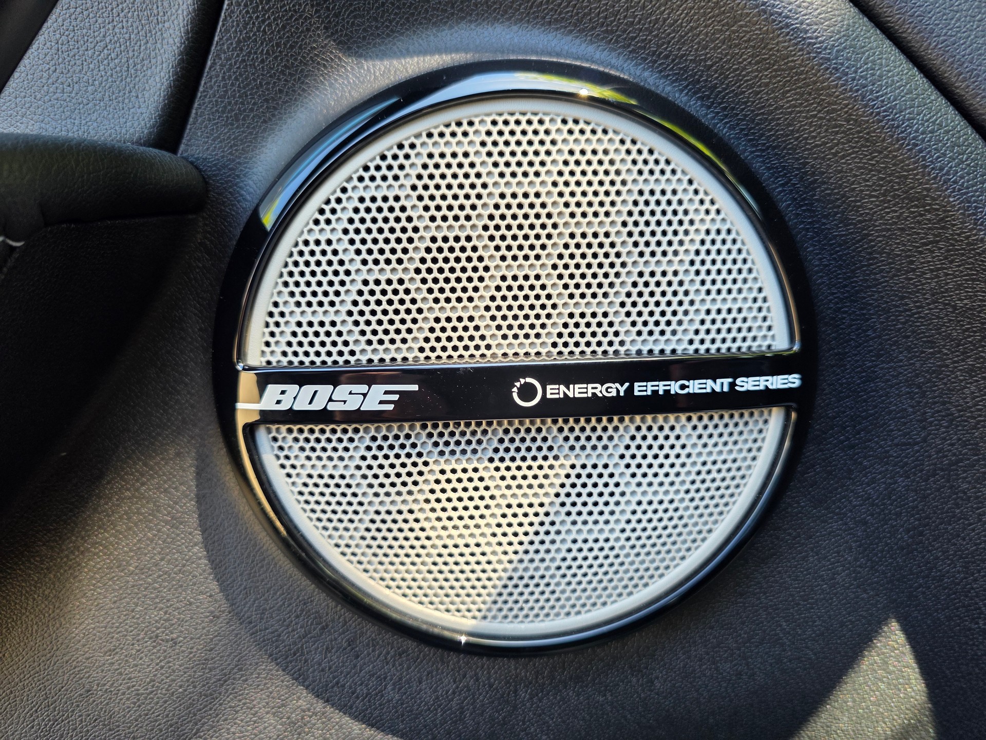 RENAULT Mégane Grandtour 1.2 16V Turbo Bose-image-16