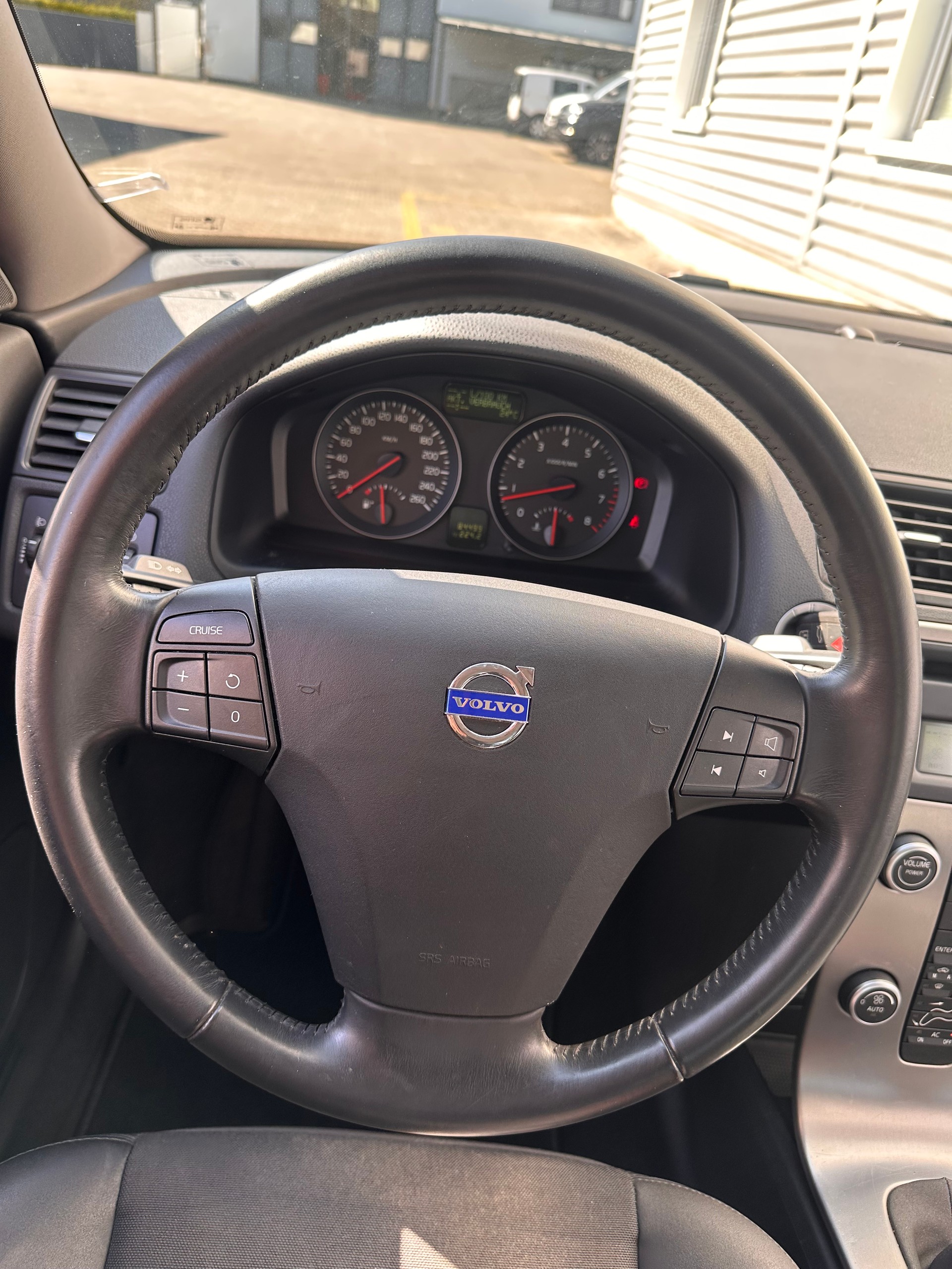 VOLVO C30 2.0 Summum-image-14
