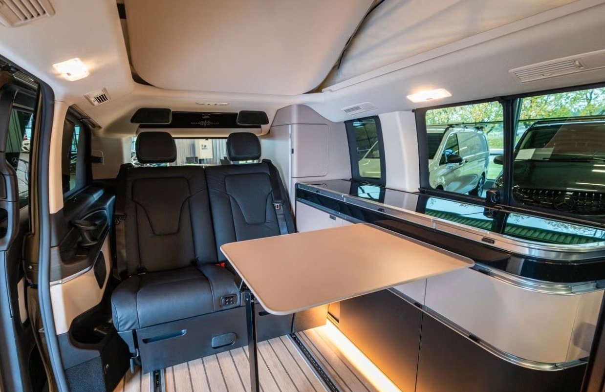MERCEDES-BENZ Marco Polo 300 d 4M Automat-image-8
