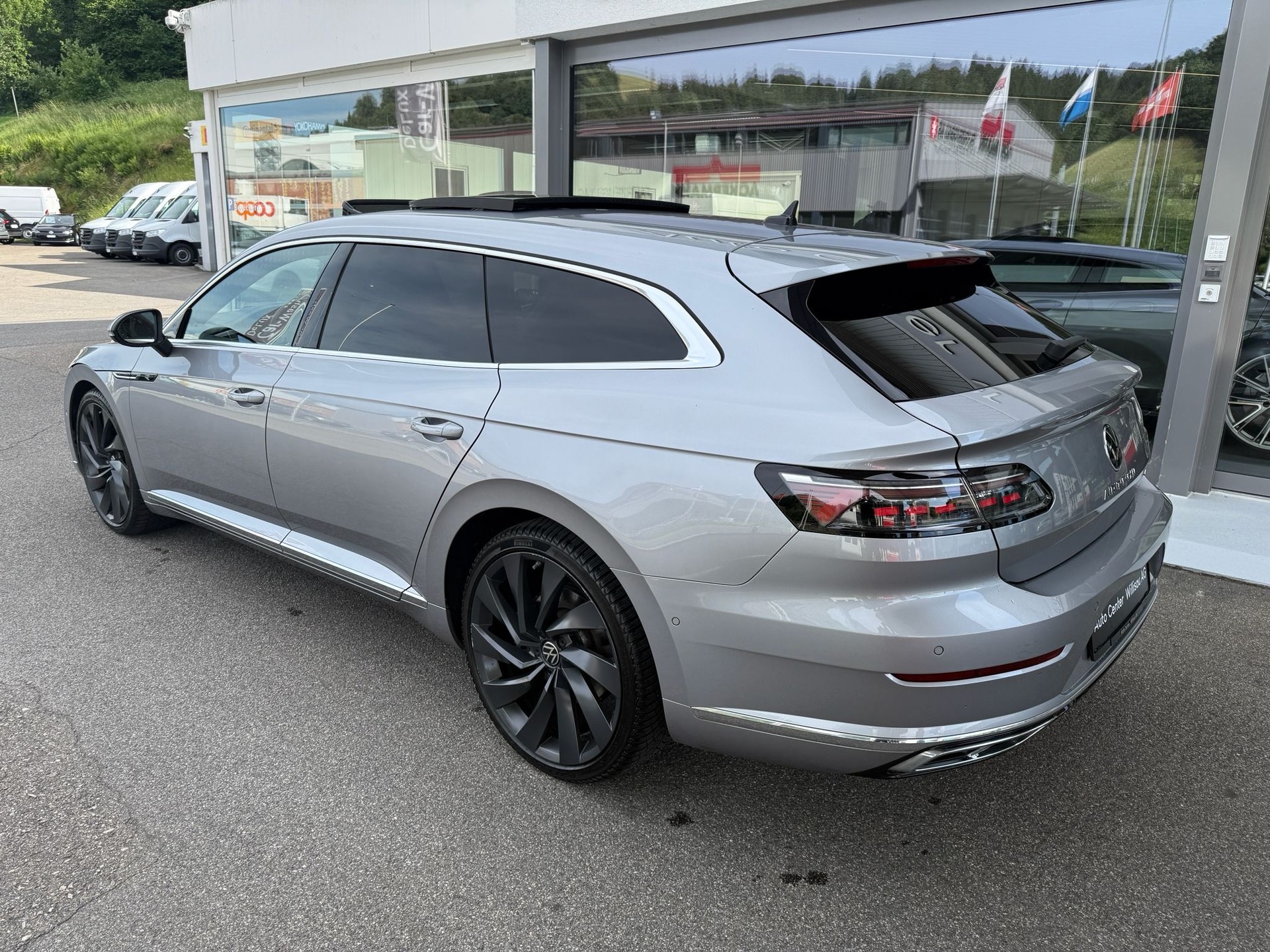 VW Arteon SB 2.0 TSI R-Line 4Motion DSG-image-11