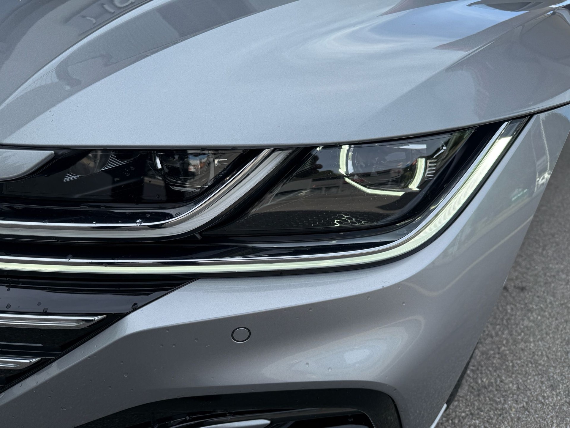 VW Arteon SB 2.0 TSI R-Line 4Motion DSG-showroom-element-2