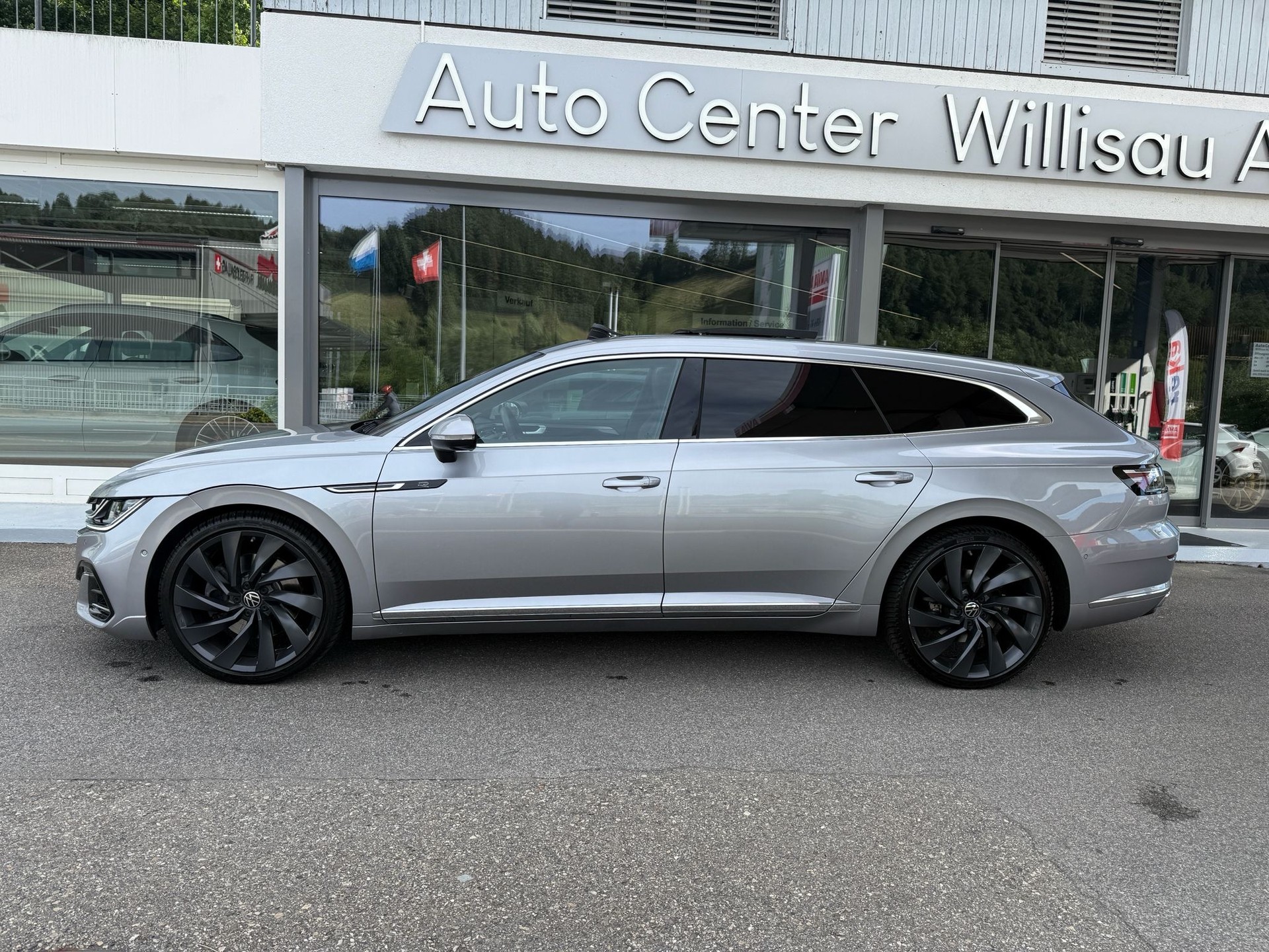 VW Arteon SB 2.0 TSI R-Line 4Motion DSG-image-4