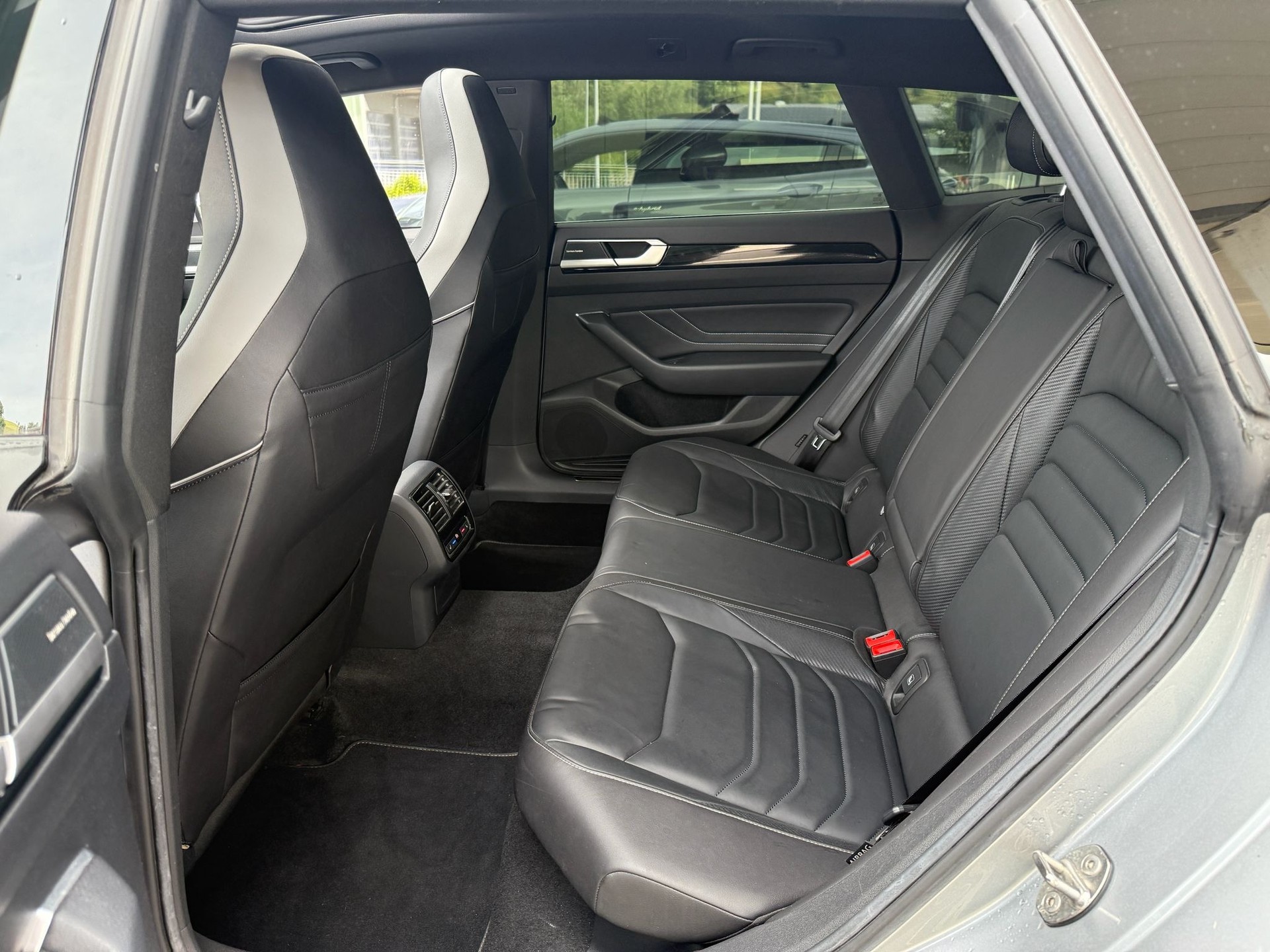 VW Arteon SB 2.0 TSI R-Line 4Motion DSG-image-5
