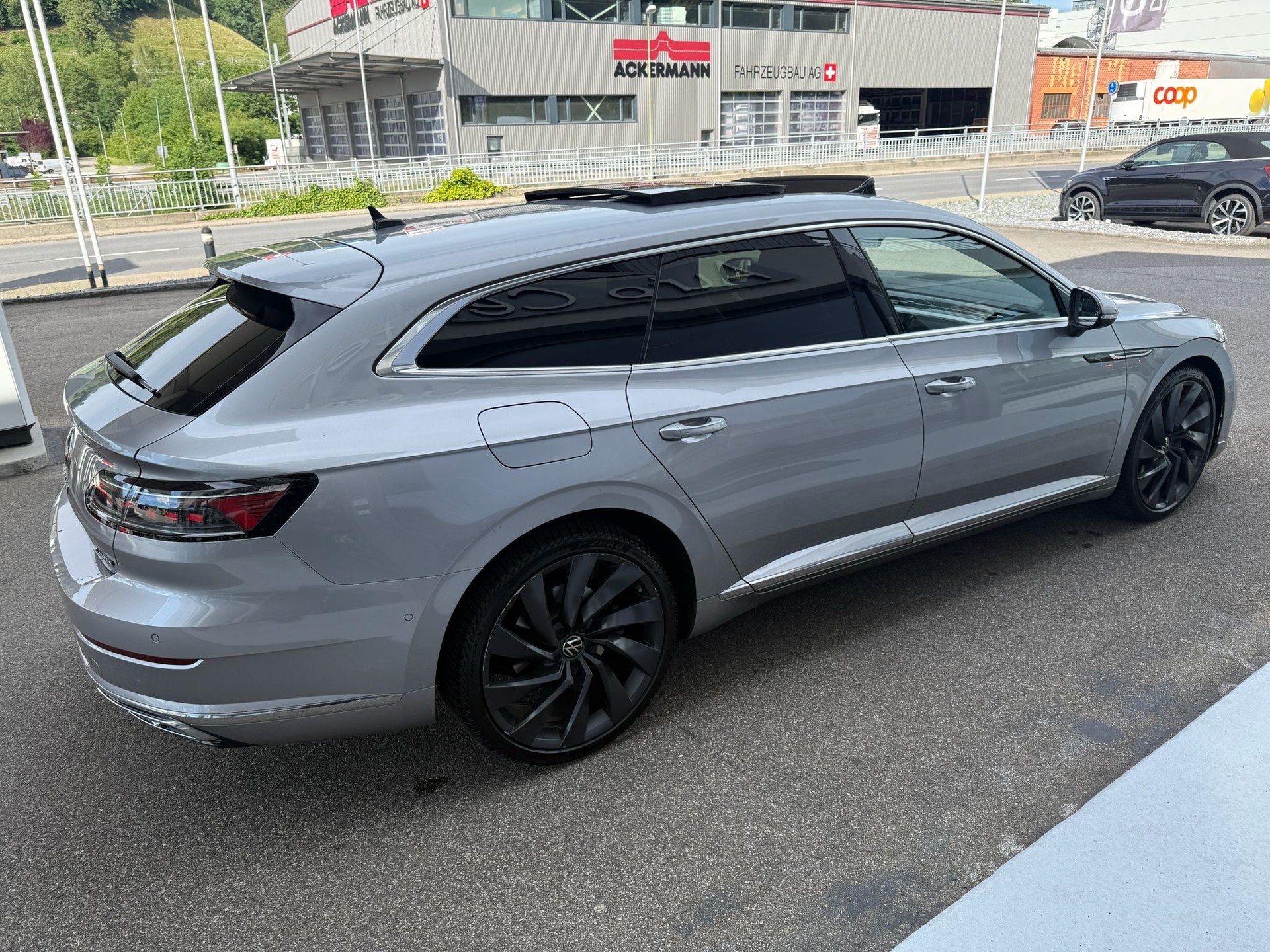 VW Arteon SB 2.0 TSI R-Line 4Motion DSG-image-10