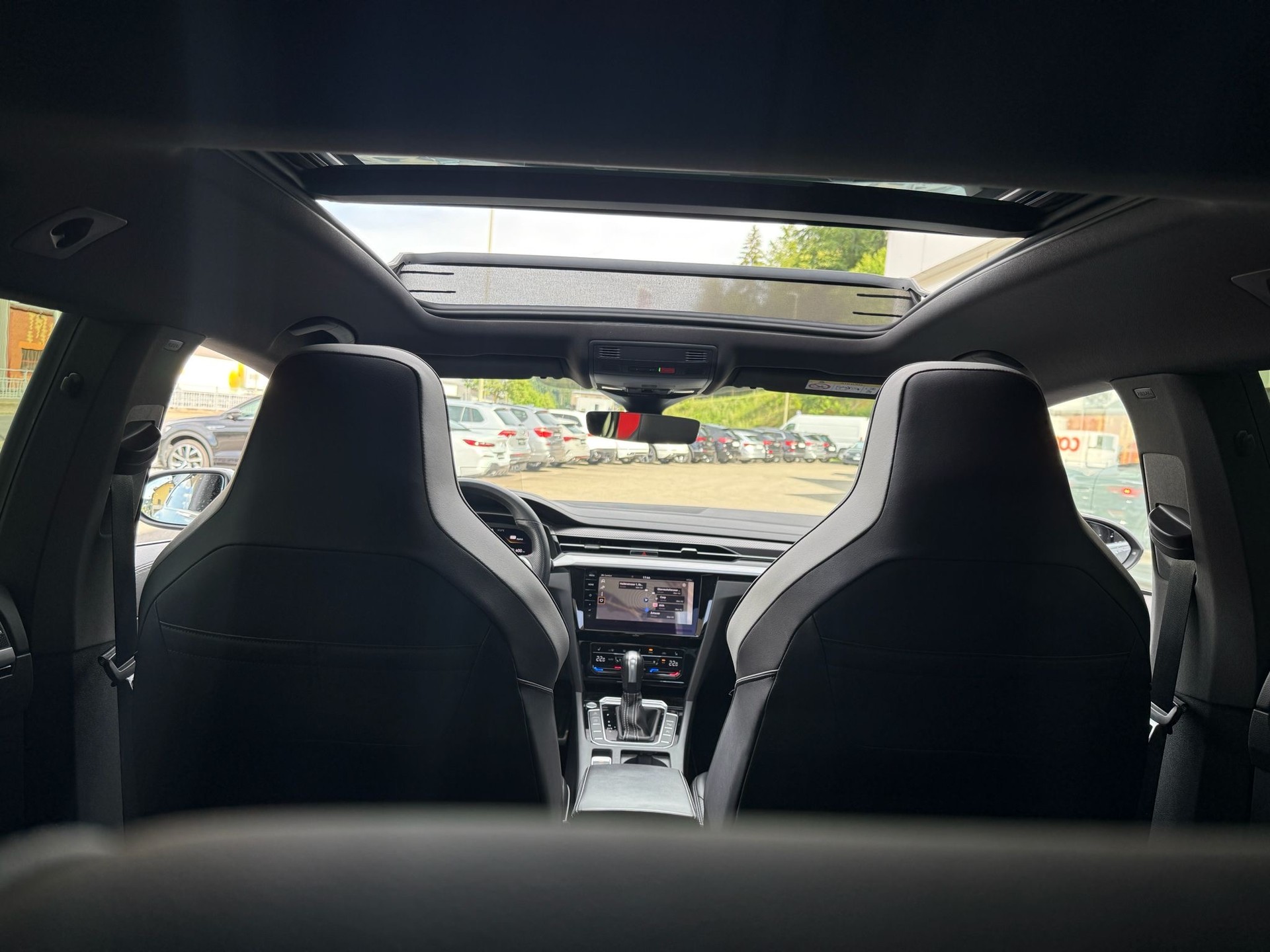 VW Arteon SB 2.0 TSI R-Line 4Motion DSG-image-17