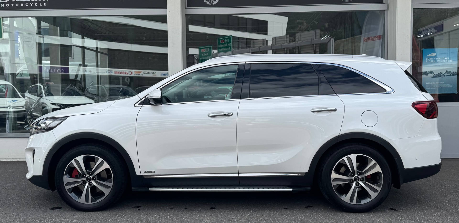 KIA Sorento 2.2 CRDI Style 7P. Automatic-showroom-element-2