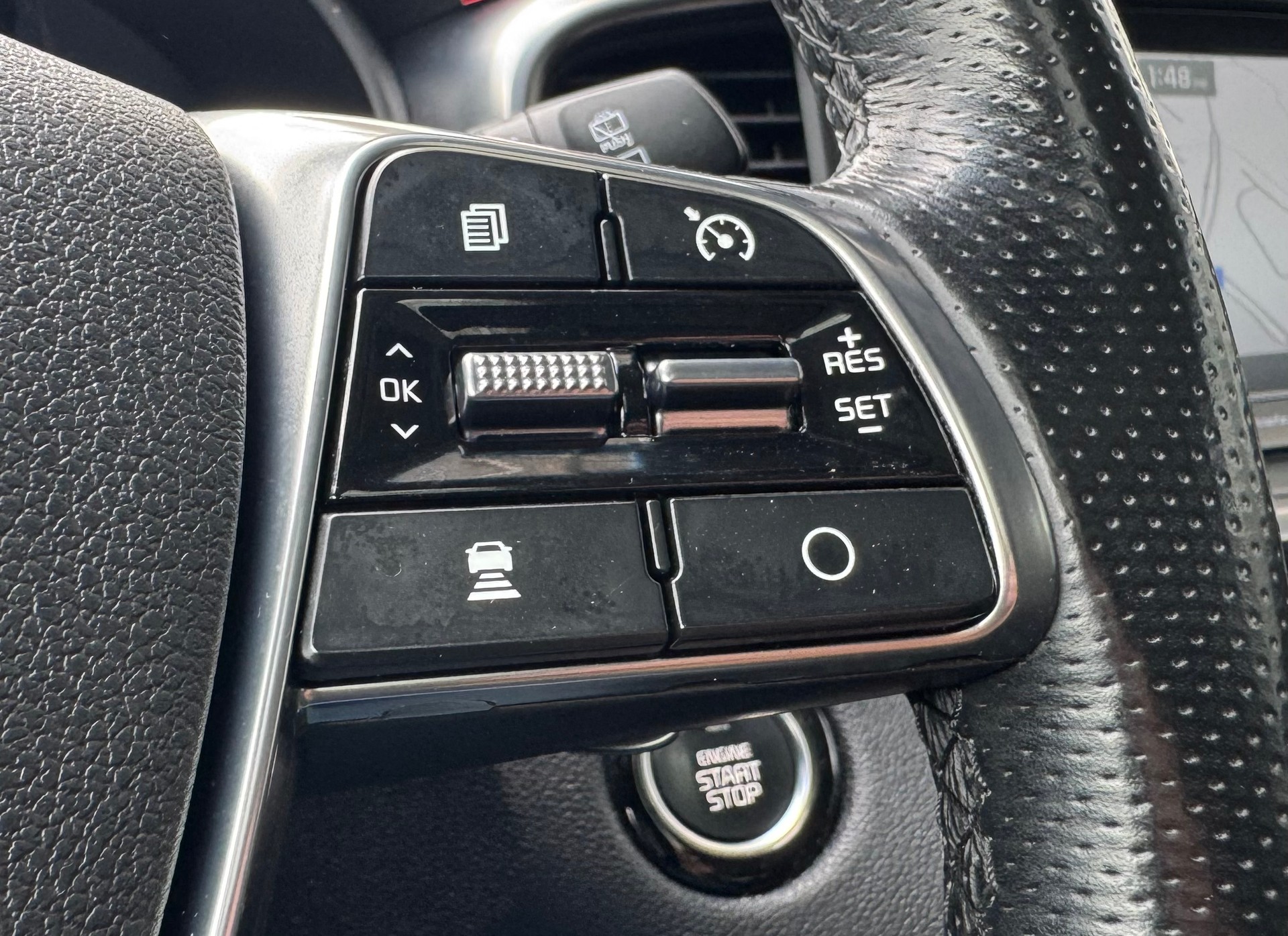 KIA Sorento 2.2 CRDI Style 7P. Automatic-image-15