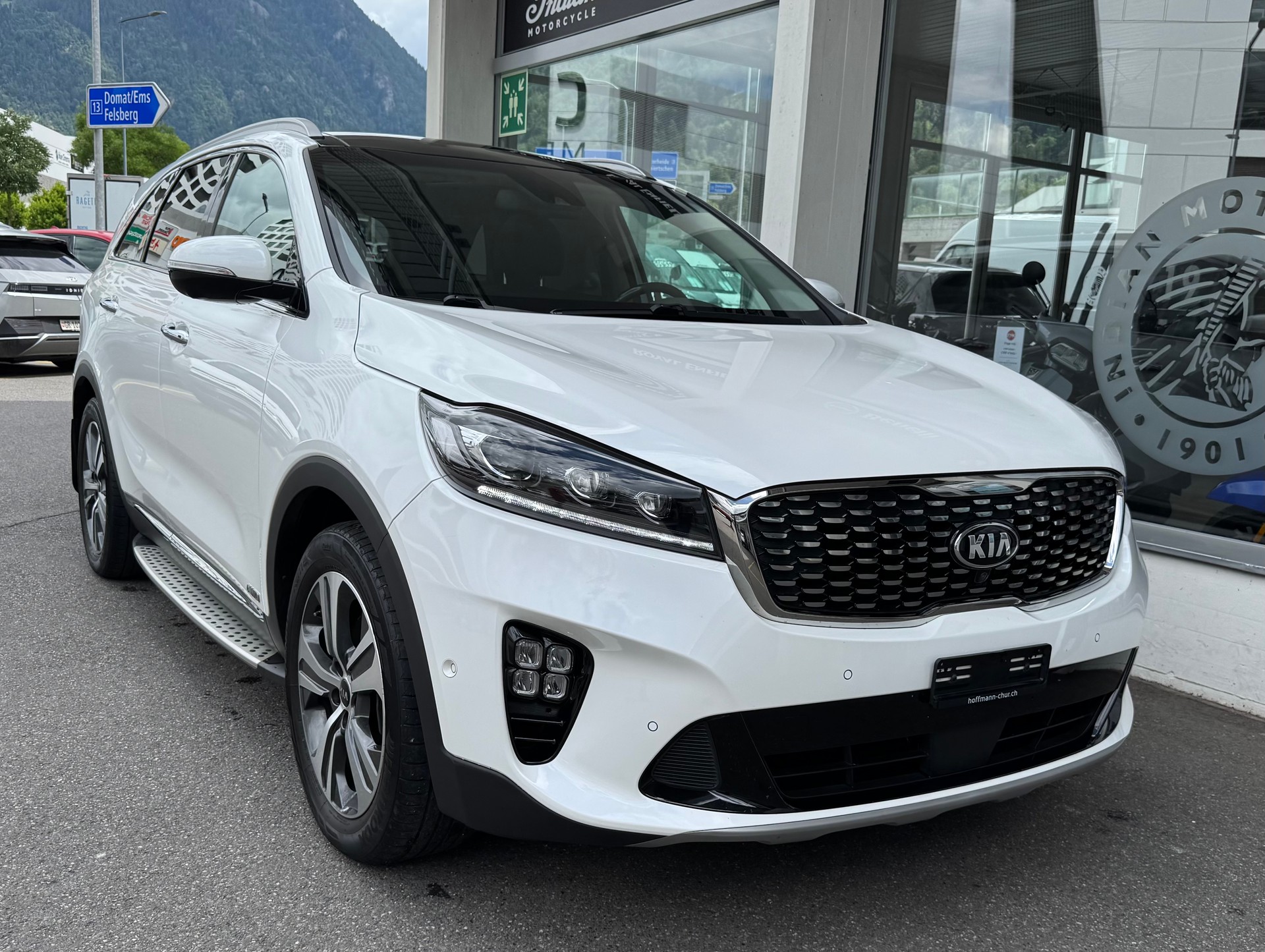 KIA Sorento 2.2 CRDI Style 7P. Automatic