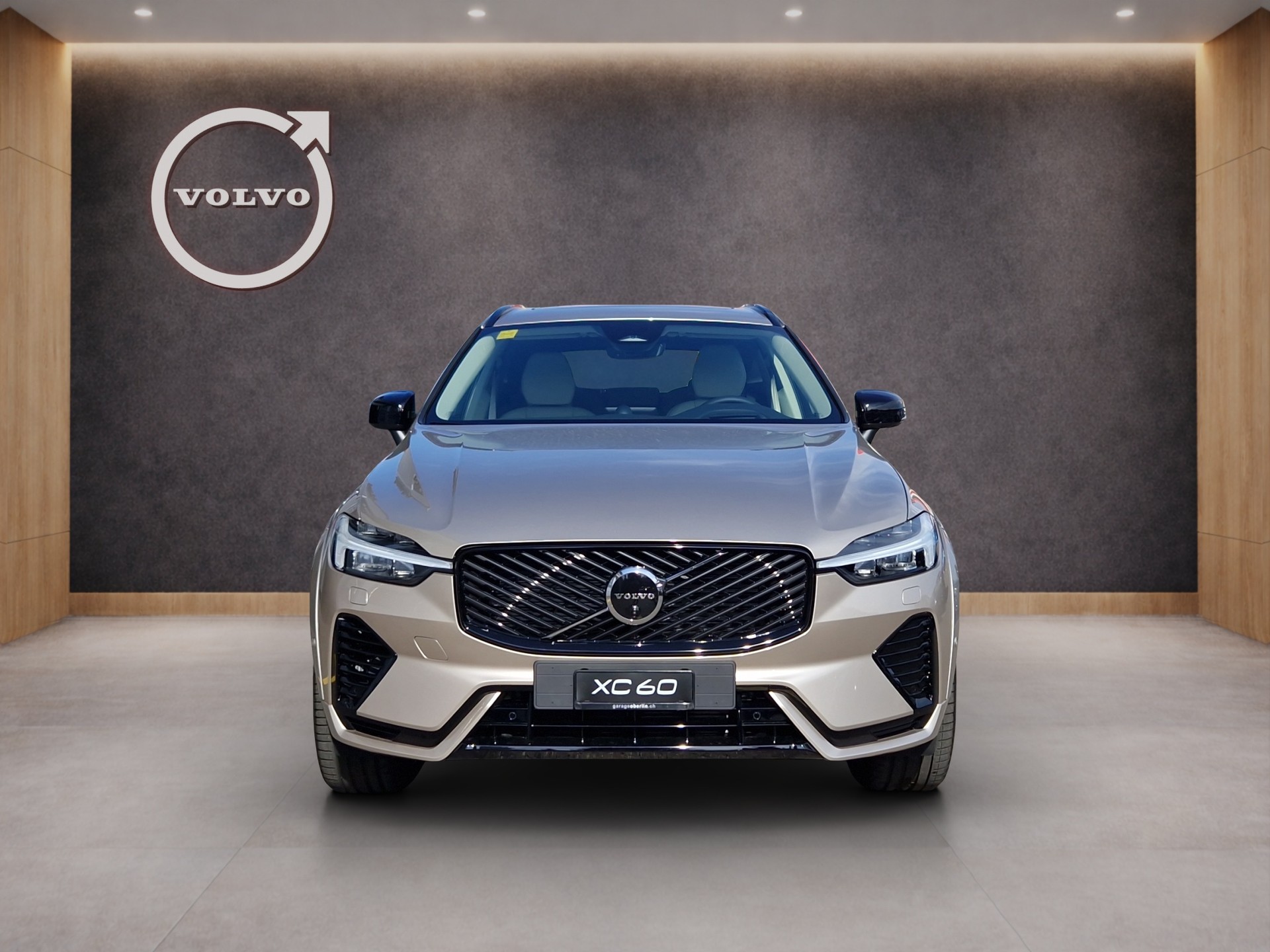 VOLVO XC60 2.0 T8 TE Ultra Dark eAWD-showroom-element-1