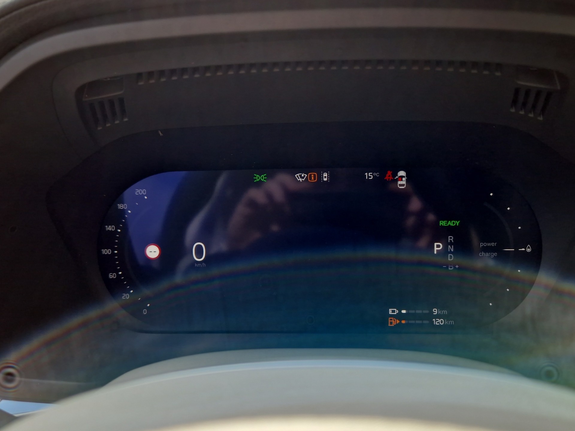 VOLVO XC60 2.0 T8 TE Ultra Dark eAWD-image-16