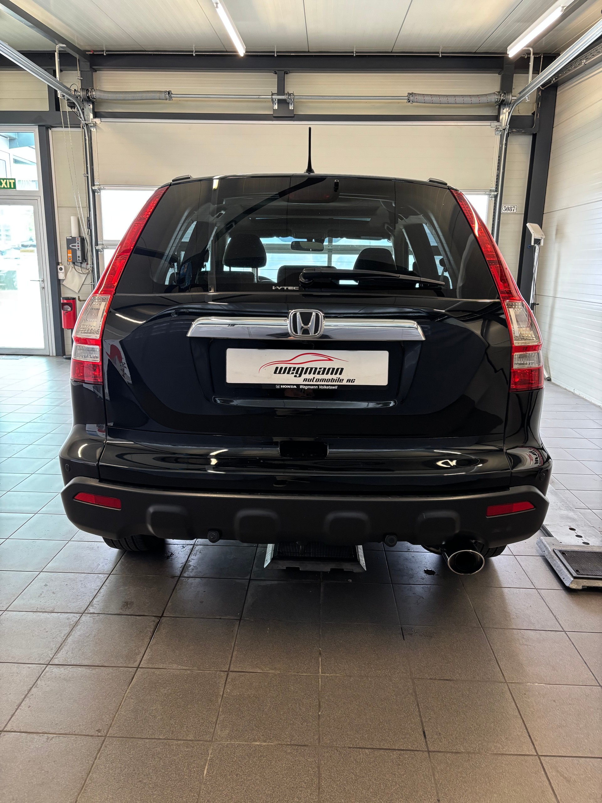 HONDA CR-V 2.0 4WD Executive-image-4