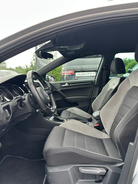VW Golf Variant 2.0 TSI R 4 Motion DSG-image-7