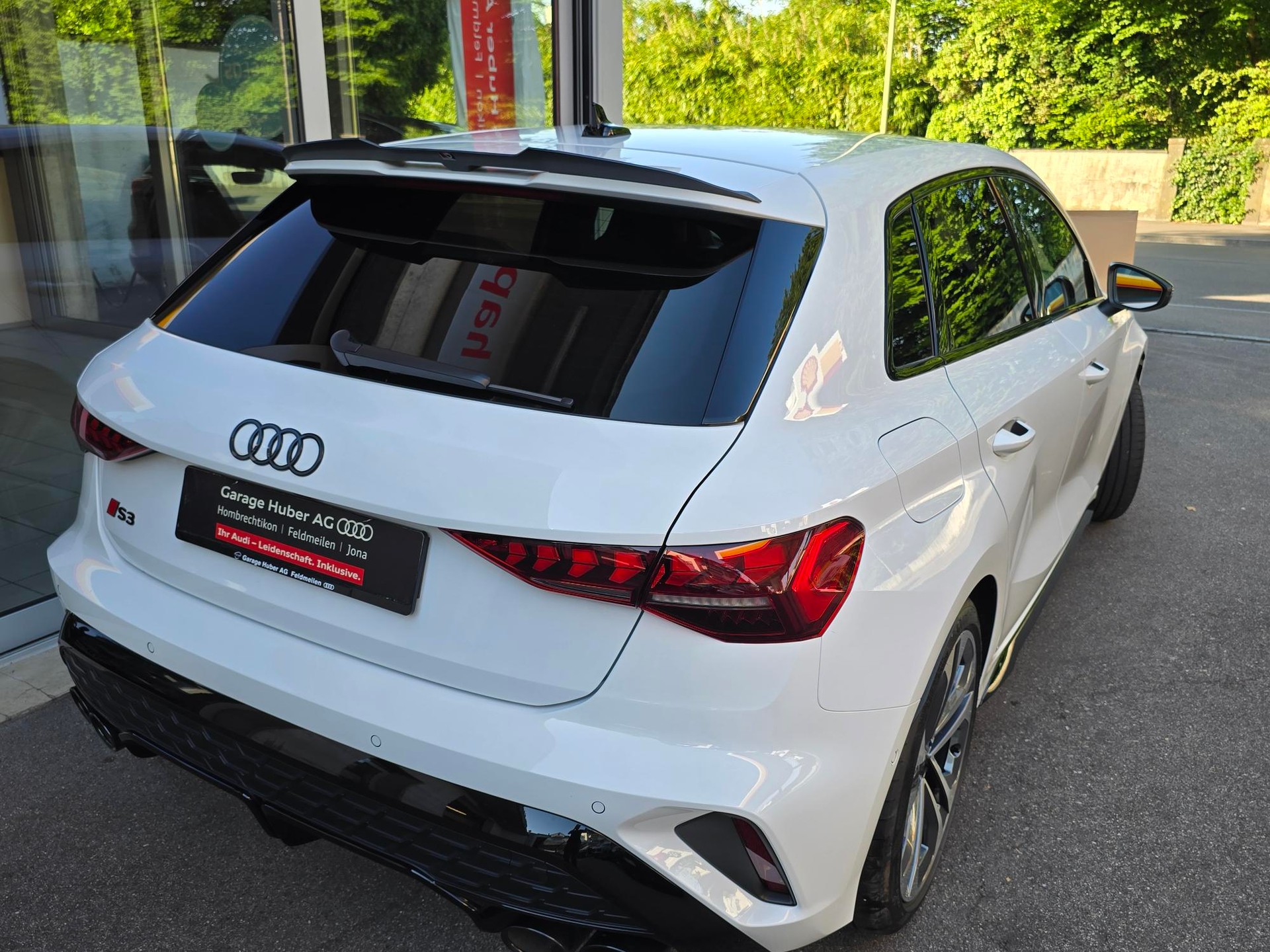 AUDI S3 Sportback TFSI quattro S-tronic-image-16