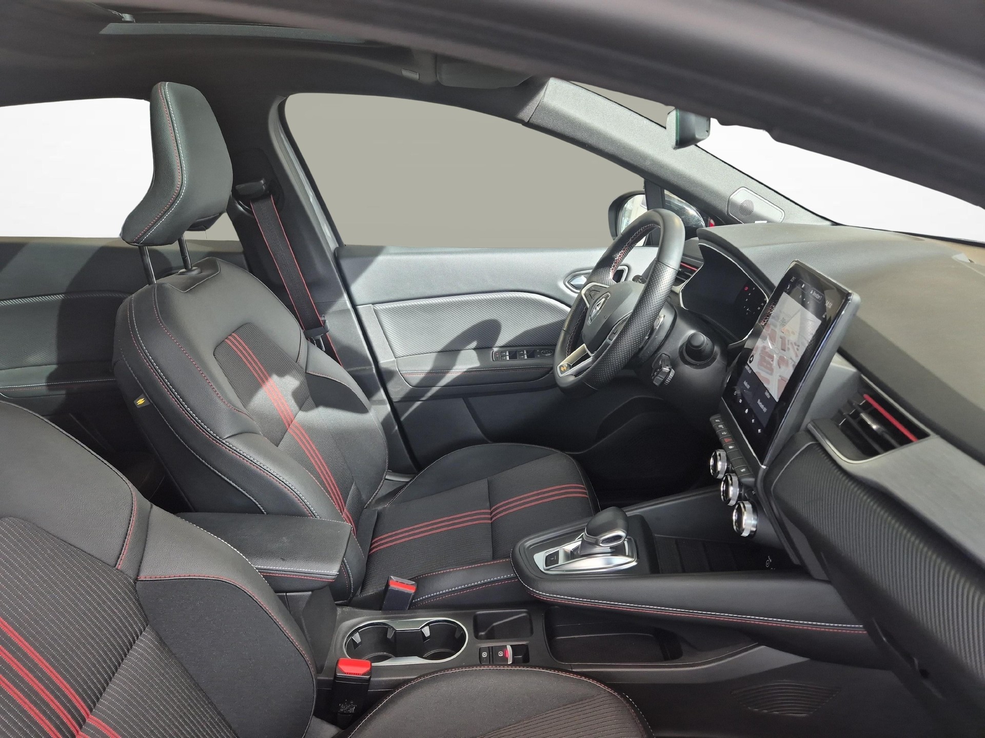 RENAULT Captur 1.3 TCe 160 R.S. Line EDC-image-9