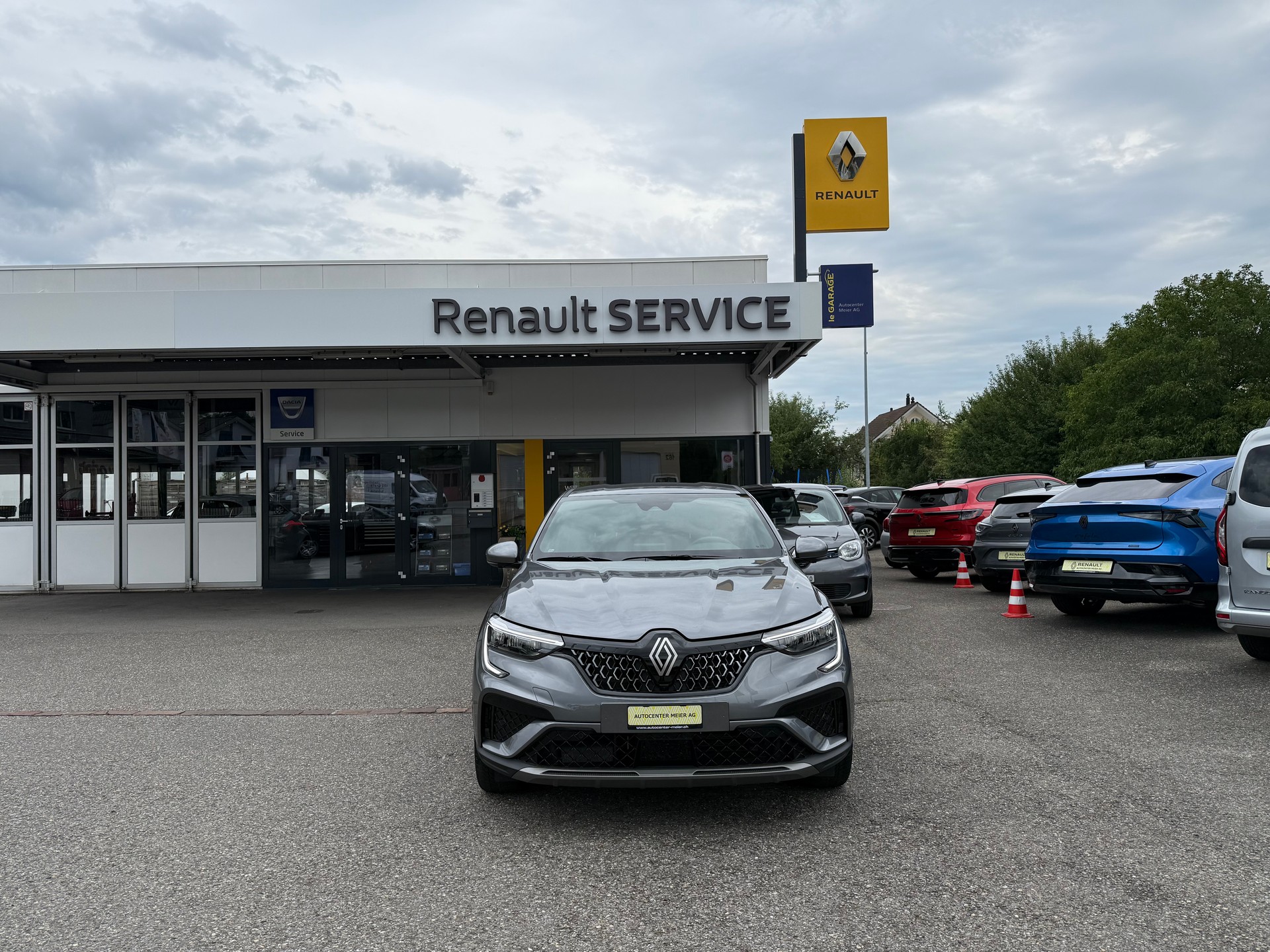 RENAULT Arkana 1.3 TCe Techno EDC-showroom-element-2