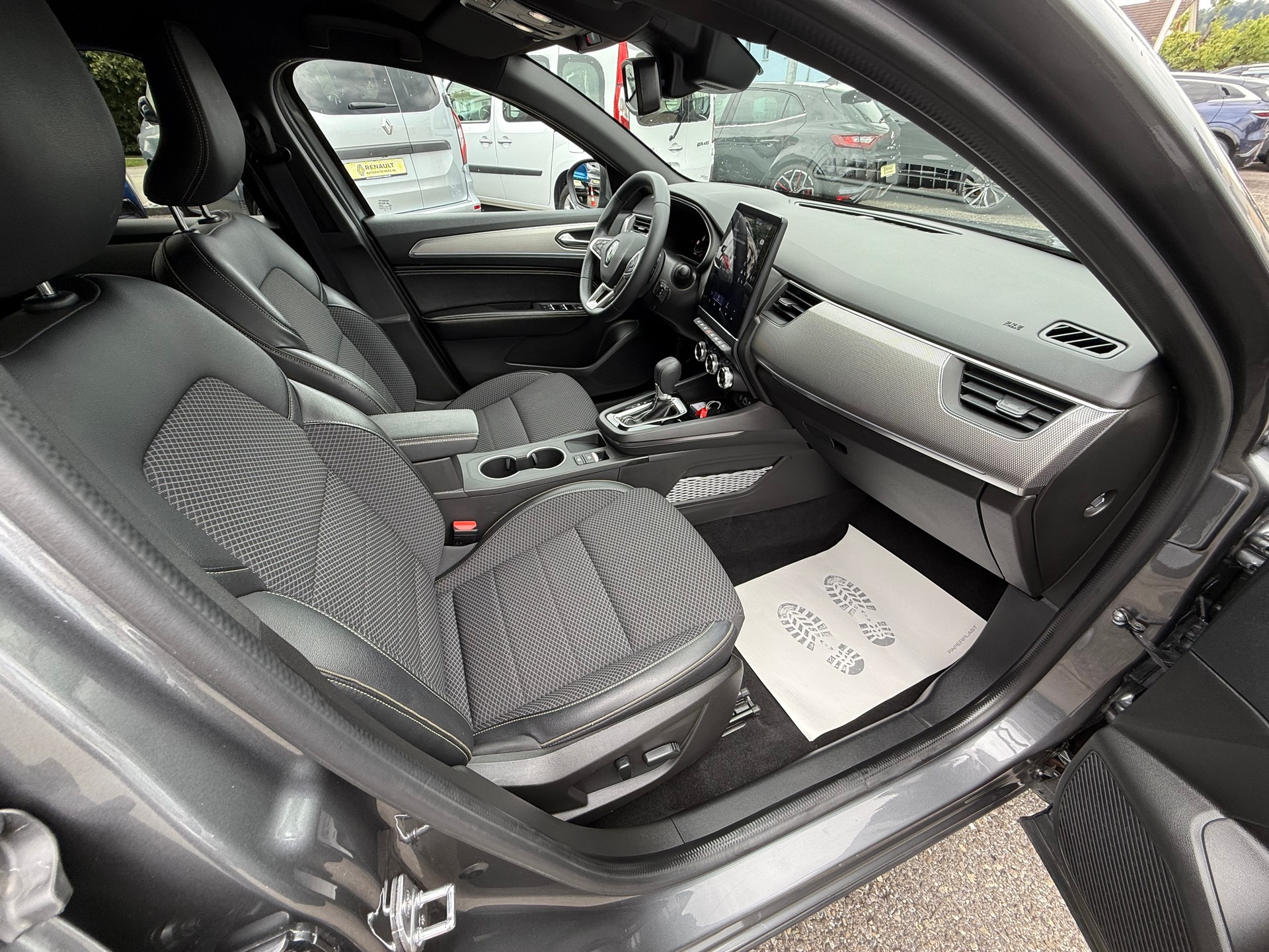 RENAULT Arkana 1.3 TCe Techno EDC-image-10