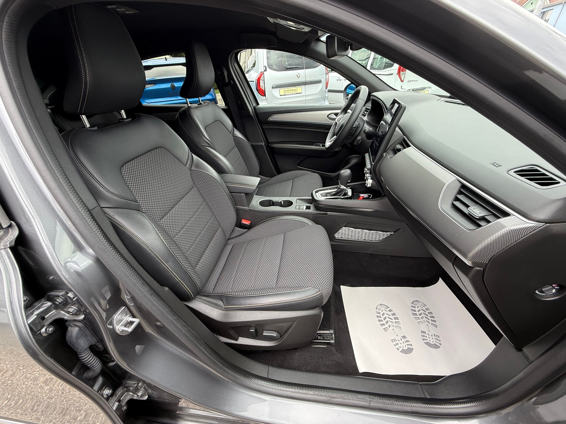 RENAULT Arkana 1.3 TCe Techno EDC-image-11