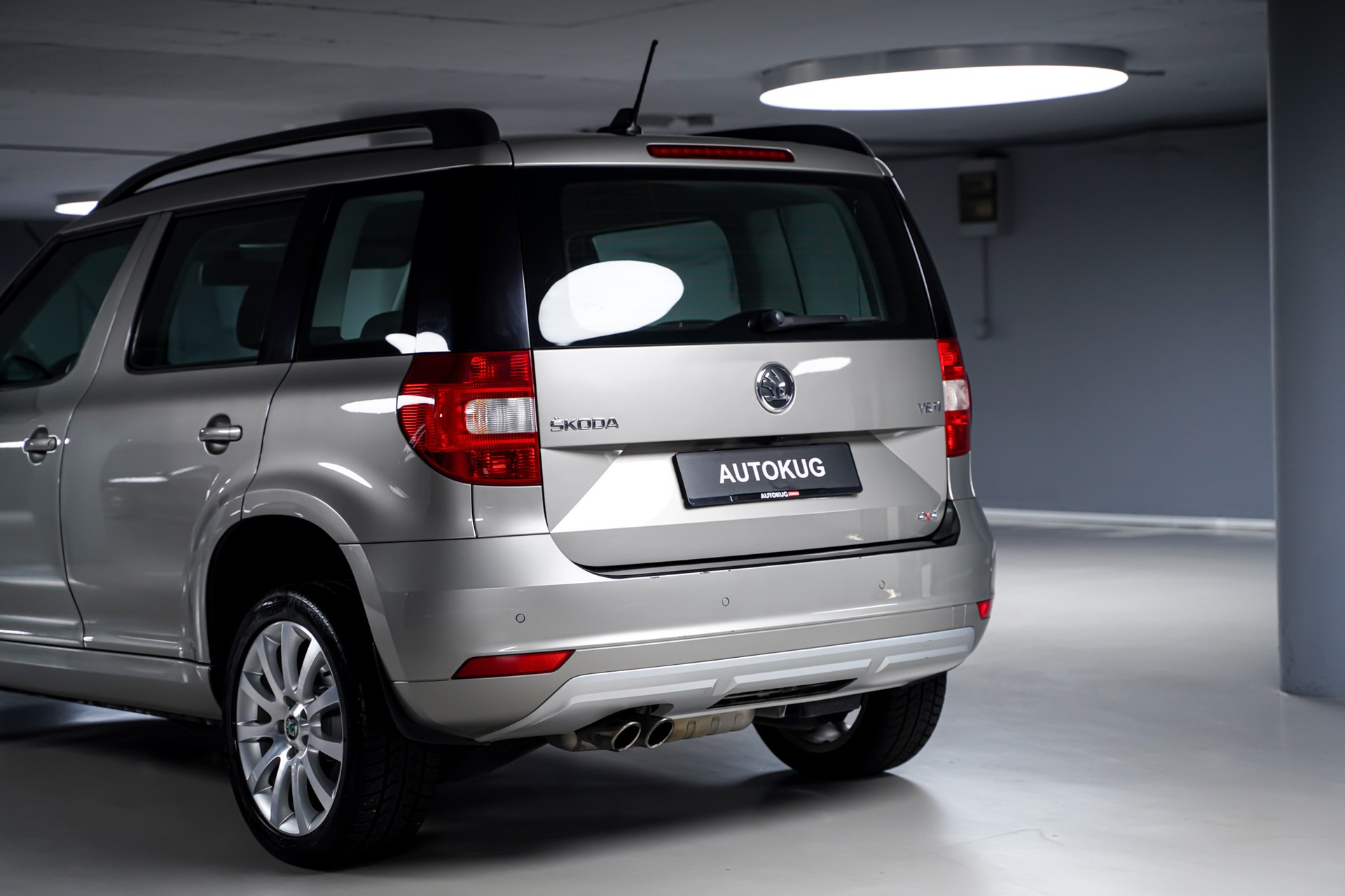 SKODA Yeti 1.8 TSI Active 4x4 DSG-image-7
