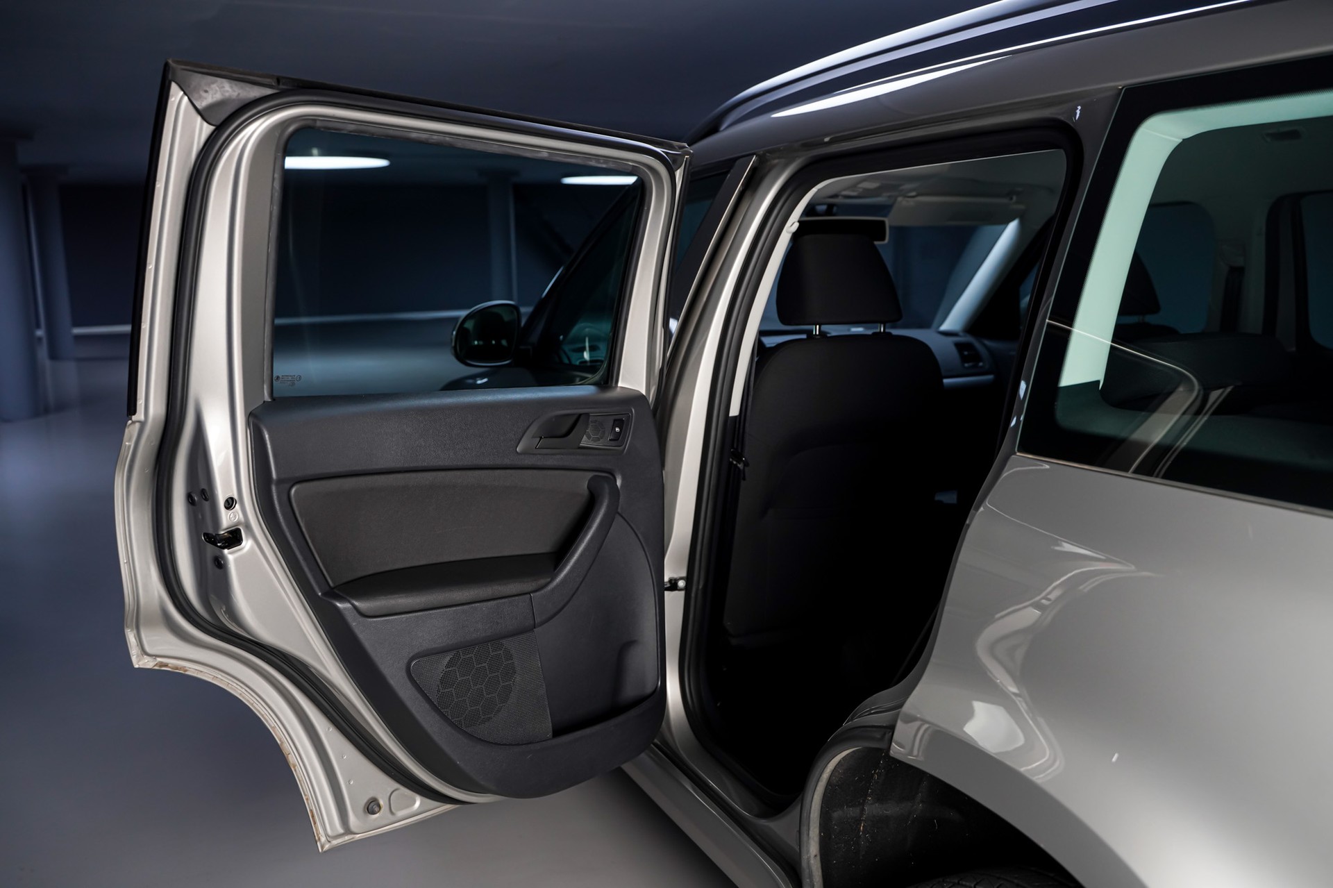 SKODA Yeti 1.8 TSI Active 4x4 DSG-image-13