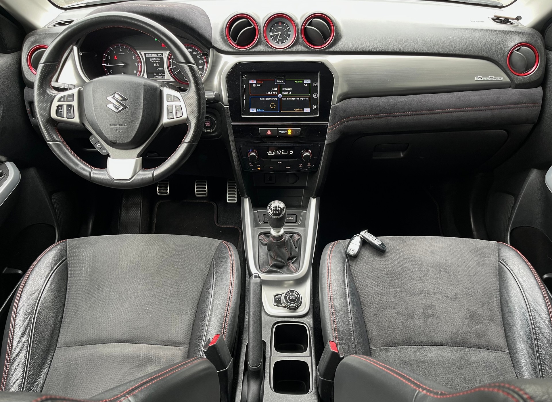 SUZUKI Vitara 1.4 Boosterjet Sergio Cellano Top-image-9