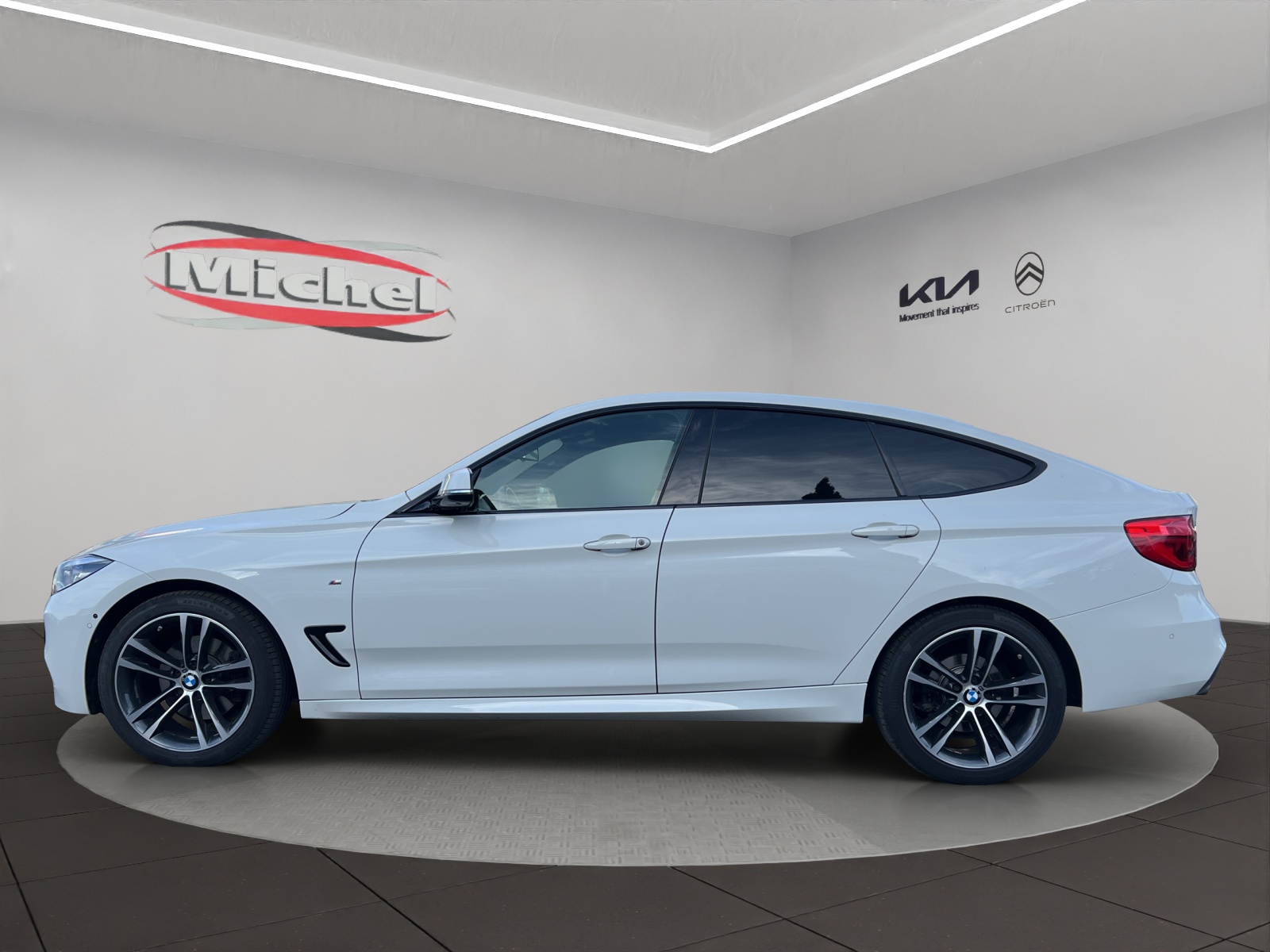 BMW 330i xDrive Gran Turismo / Top ausgestattet mit Pack M Sport / Pack Comfort / Pack Sicherheit / inkl. Winterräder Alu-image-7