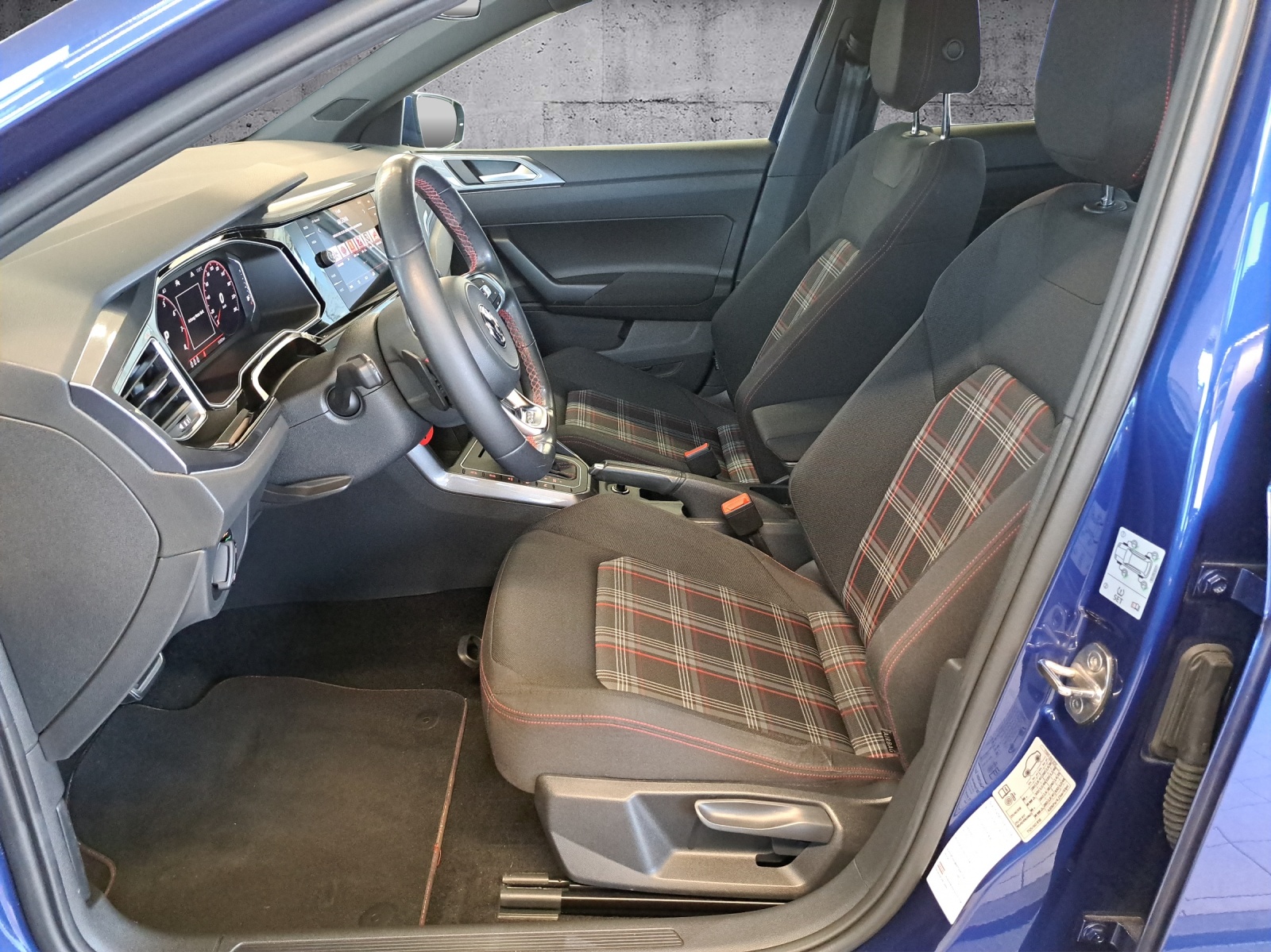 VW Polo 2.0 TSI GTI-image-9