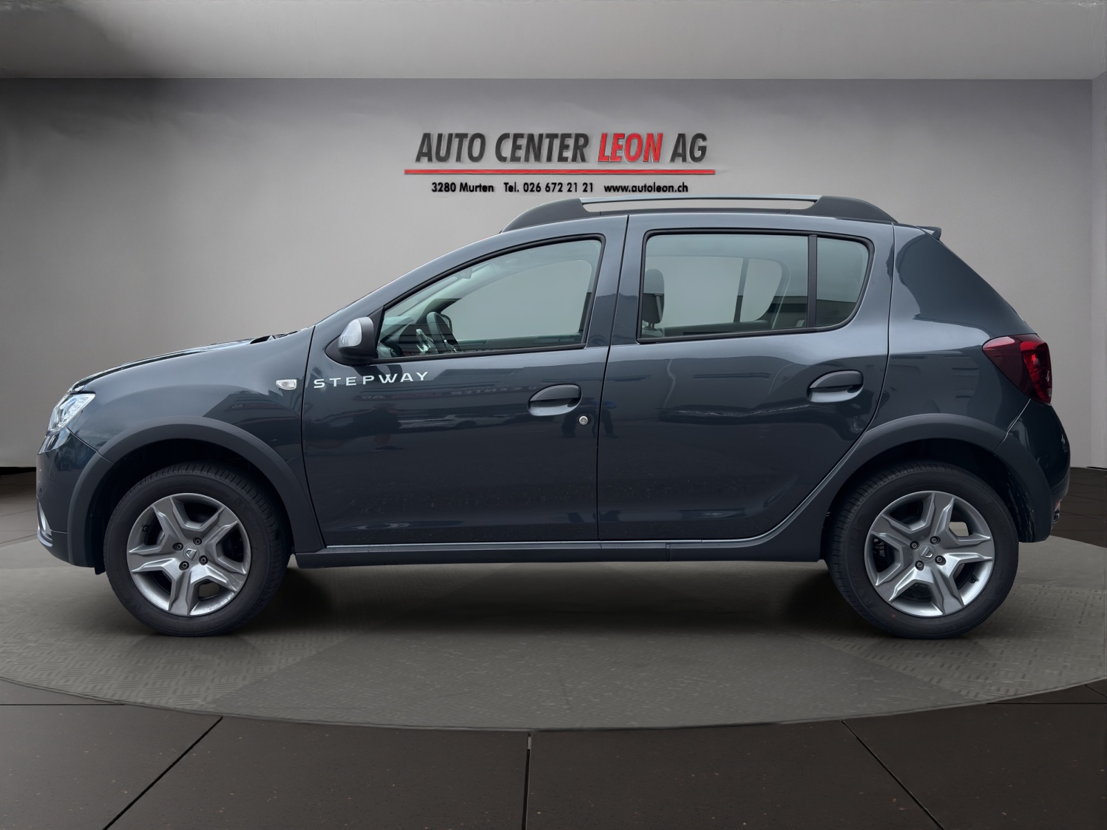 DACIA Sandero Tce 90 Stepway Automatic-showroom-element-2
