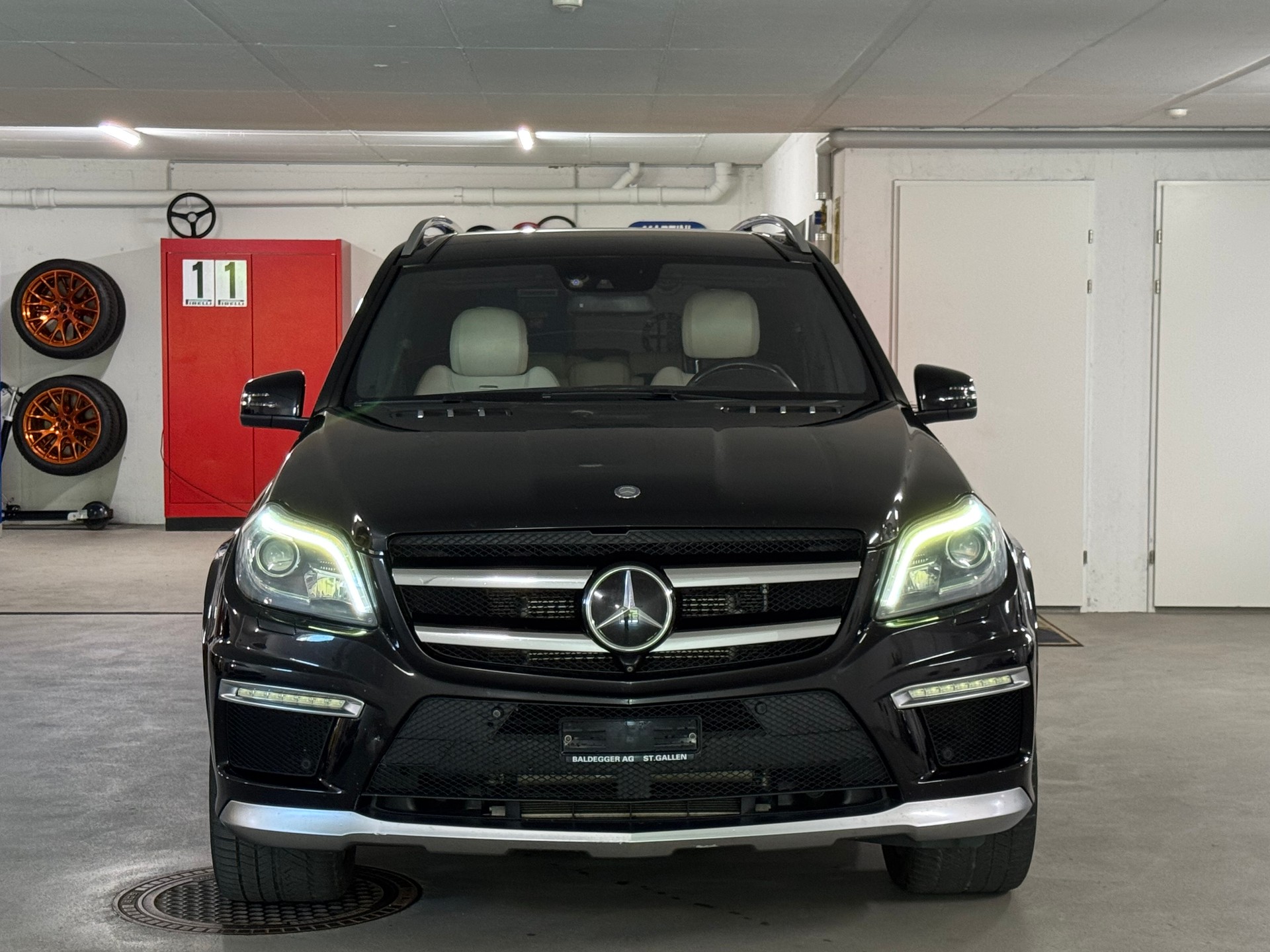 MERCEDES-BENZ GL 63 AMG 4Matic Speedshift Plus 7G-Tronic-image-1