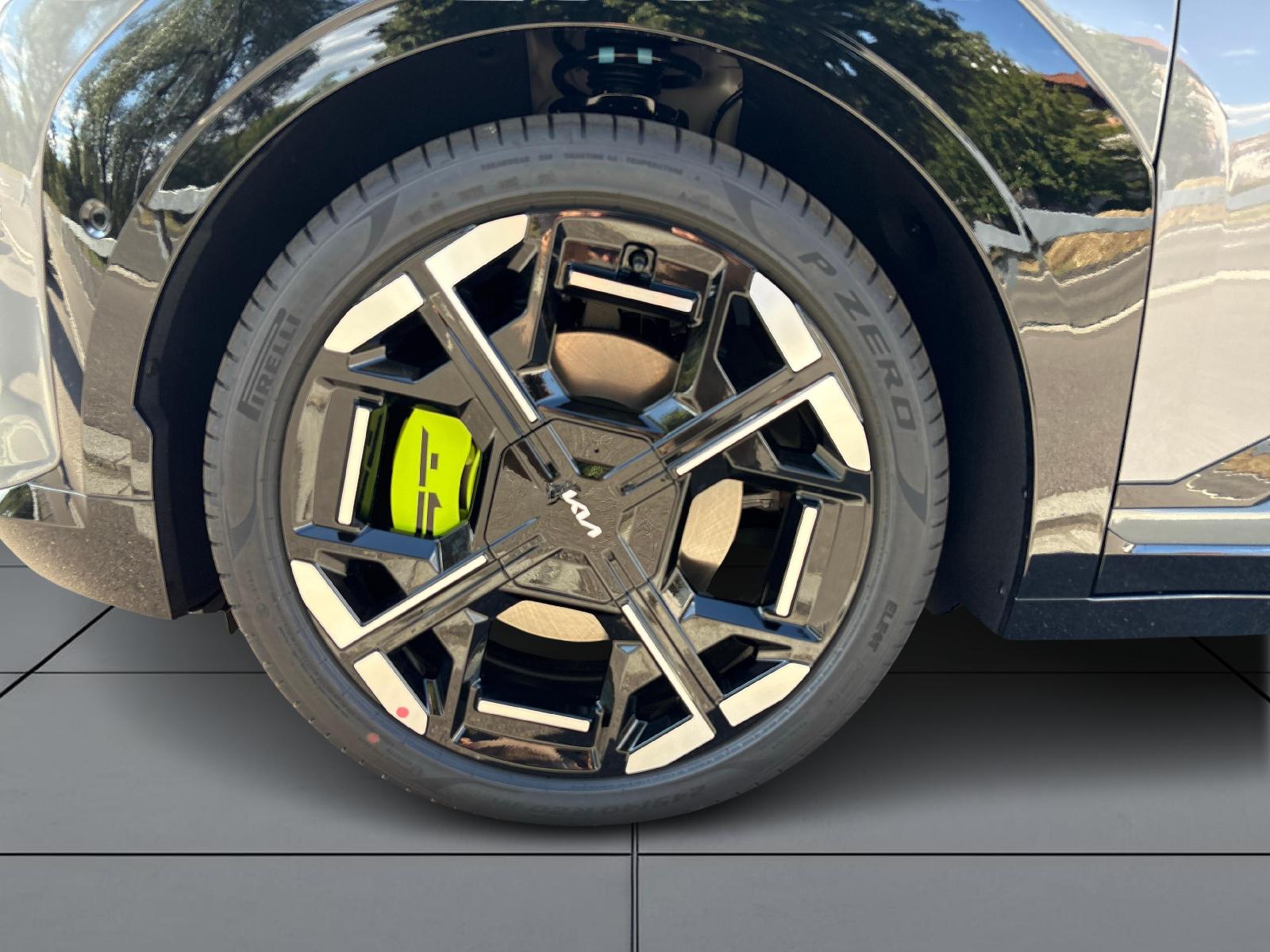 KIA EV3 81,4 kWh GT 4x4 CH-FZ-image-13