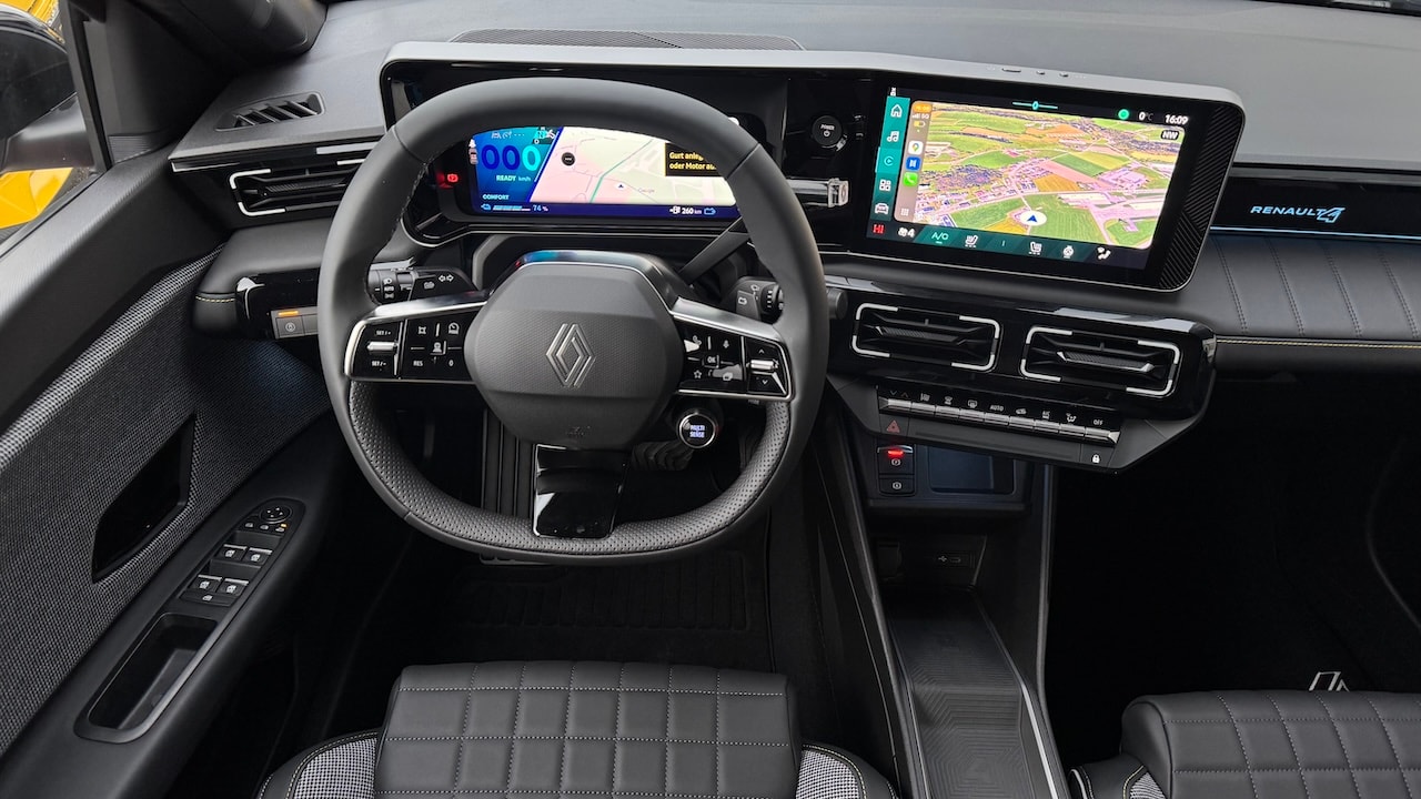 RENAULT R4 E-Tech Comfort Range 52 kWh Iconic * Vollausstattung * Toutes Options *-image-17