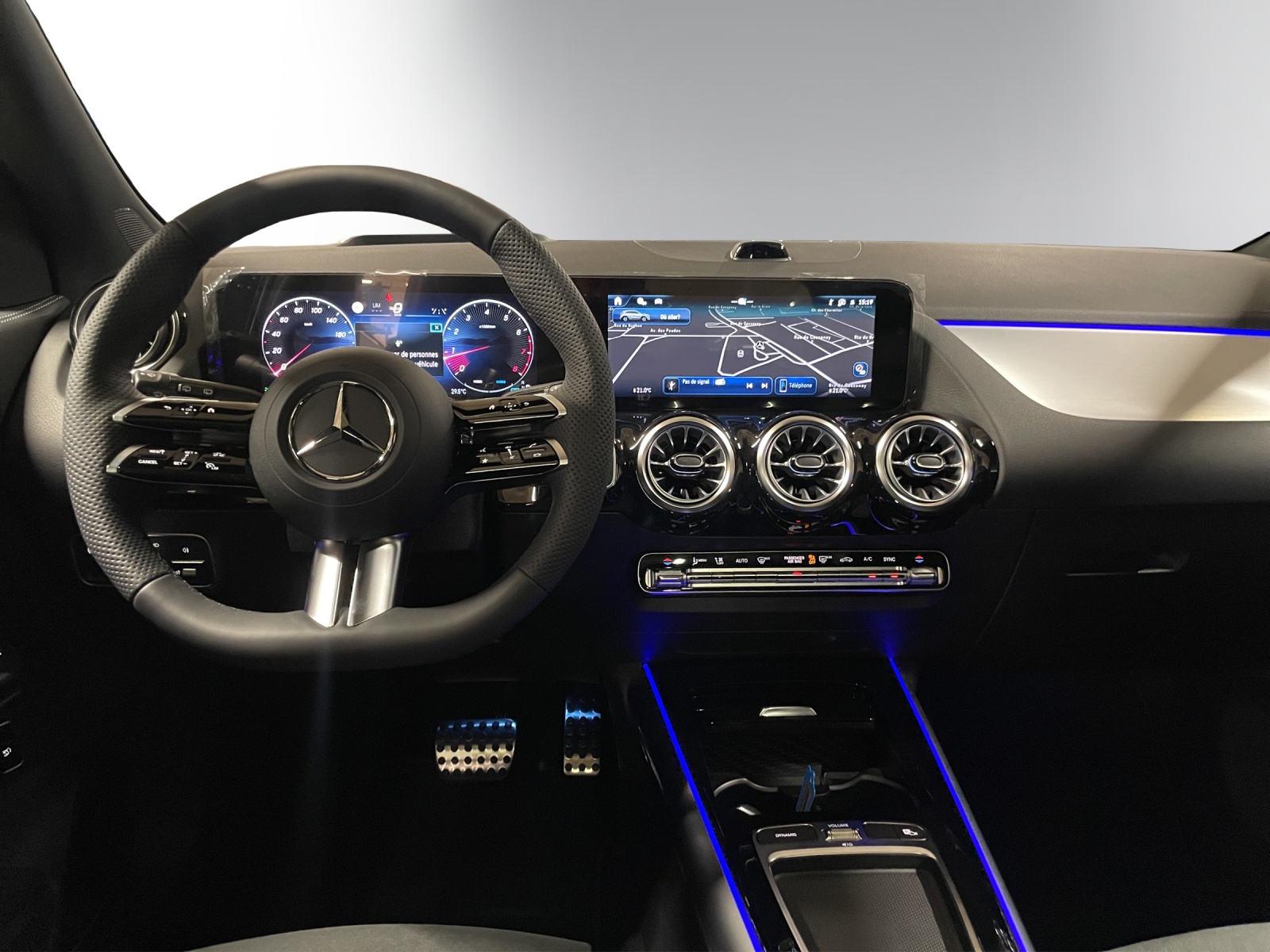 MERCEDES-BENZ GLA 250 4Matic 8G-DCT Swiss Star-image-11