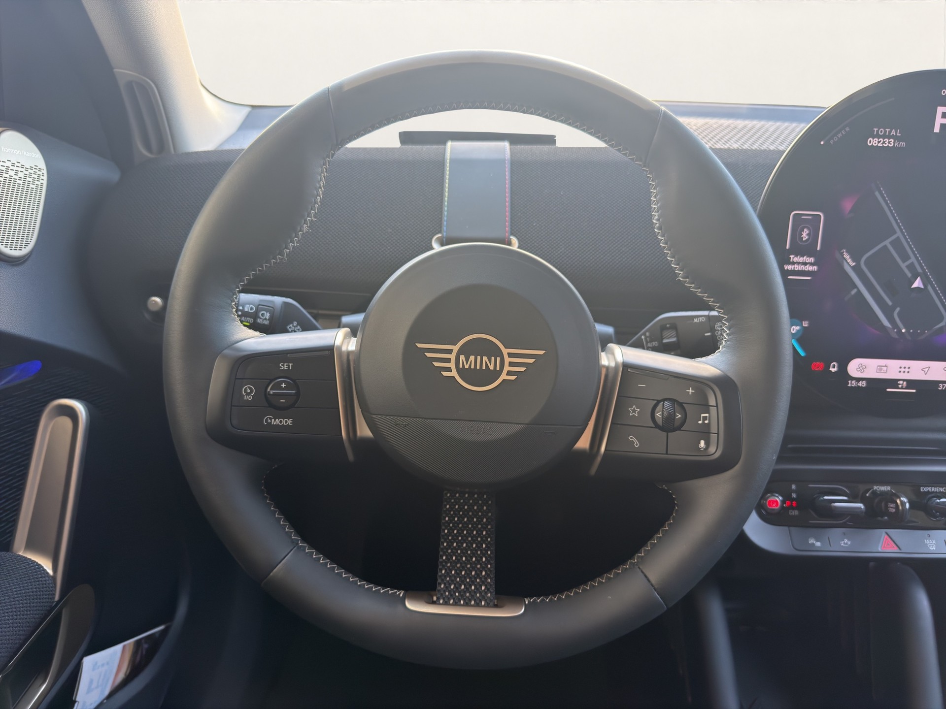 MINI Aceman E-image-10