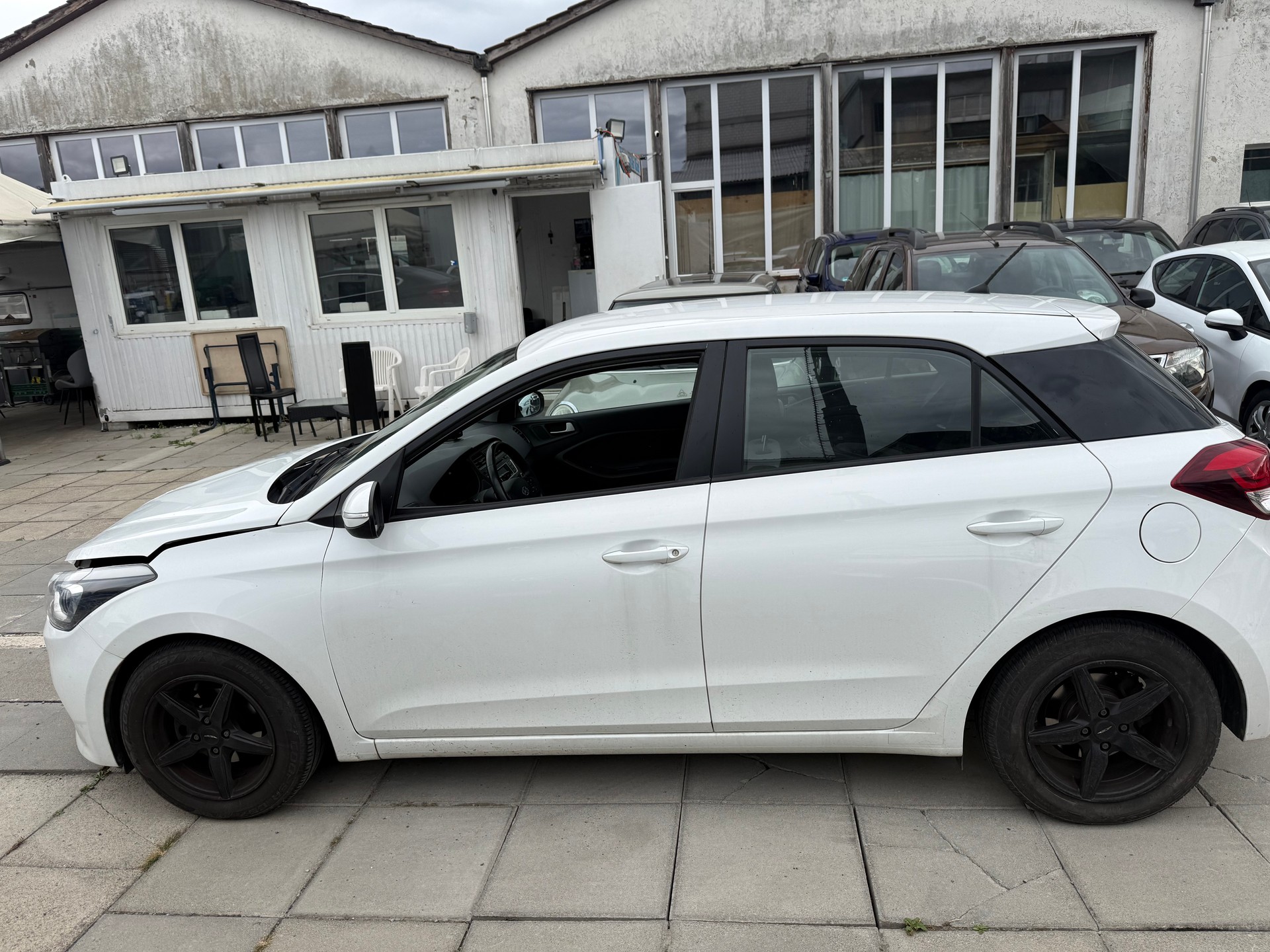 HYUNDAI 1.2-image-2