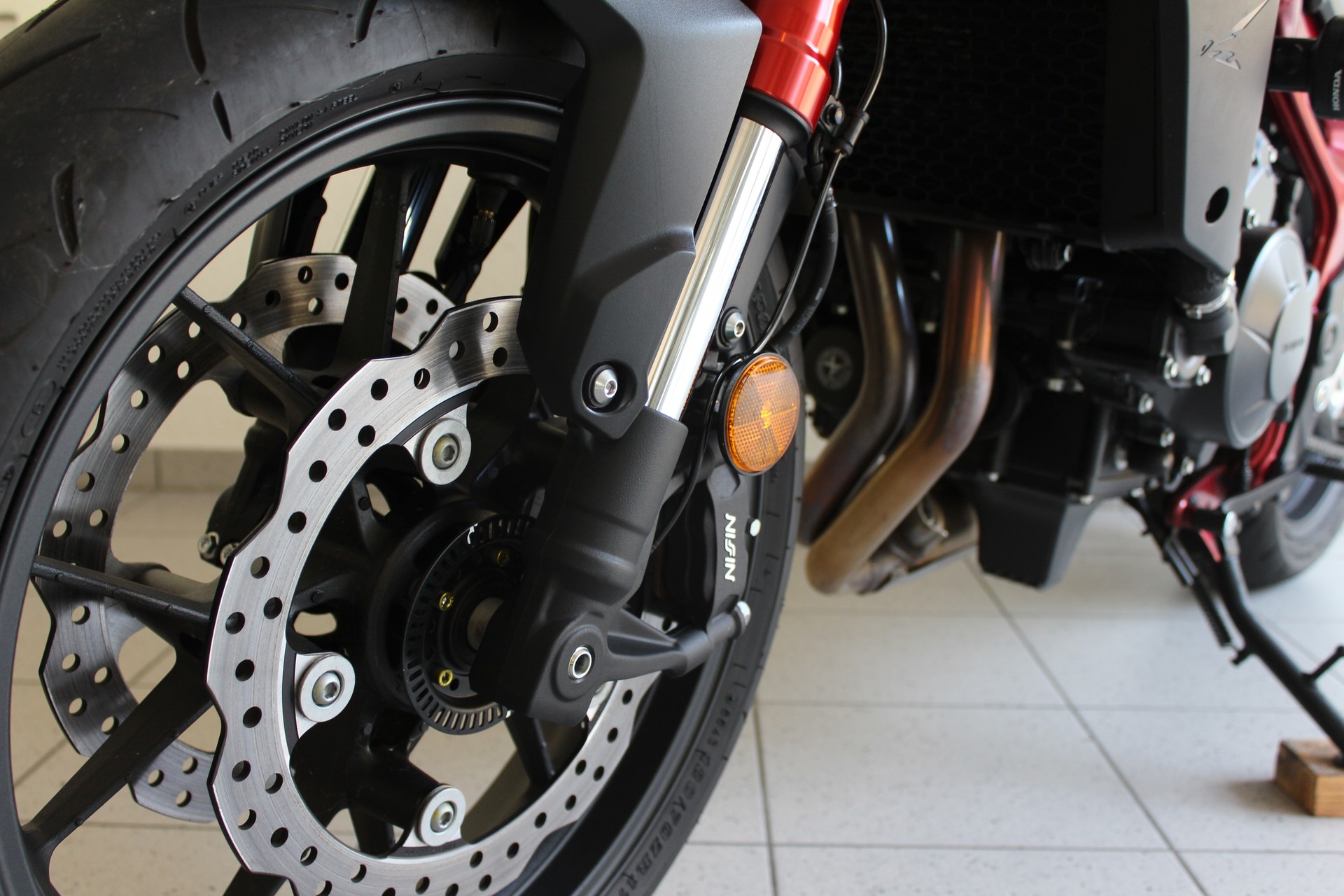 HONDA CB 750 Hornet (35kW)-image-9