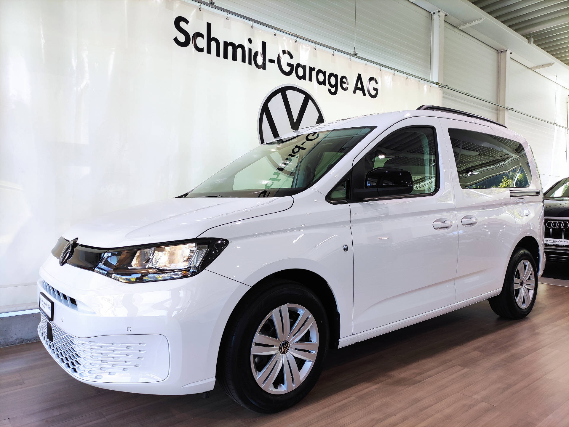 VW Caddy 2.0 TDI Liberty 4motion-showroom-element-1