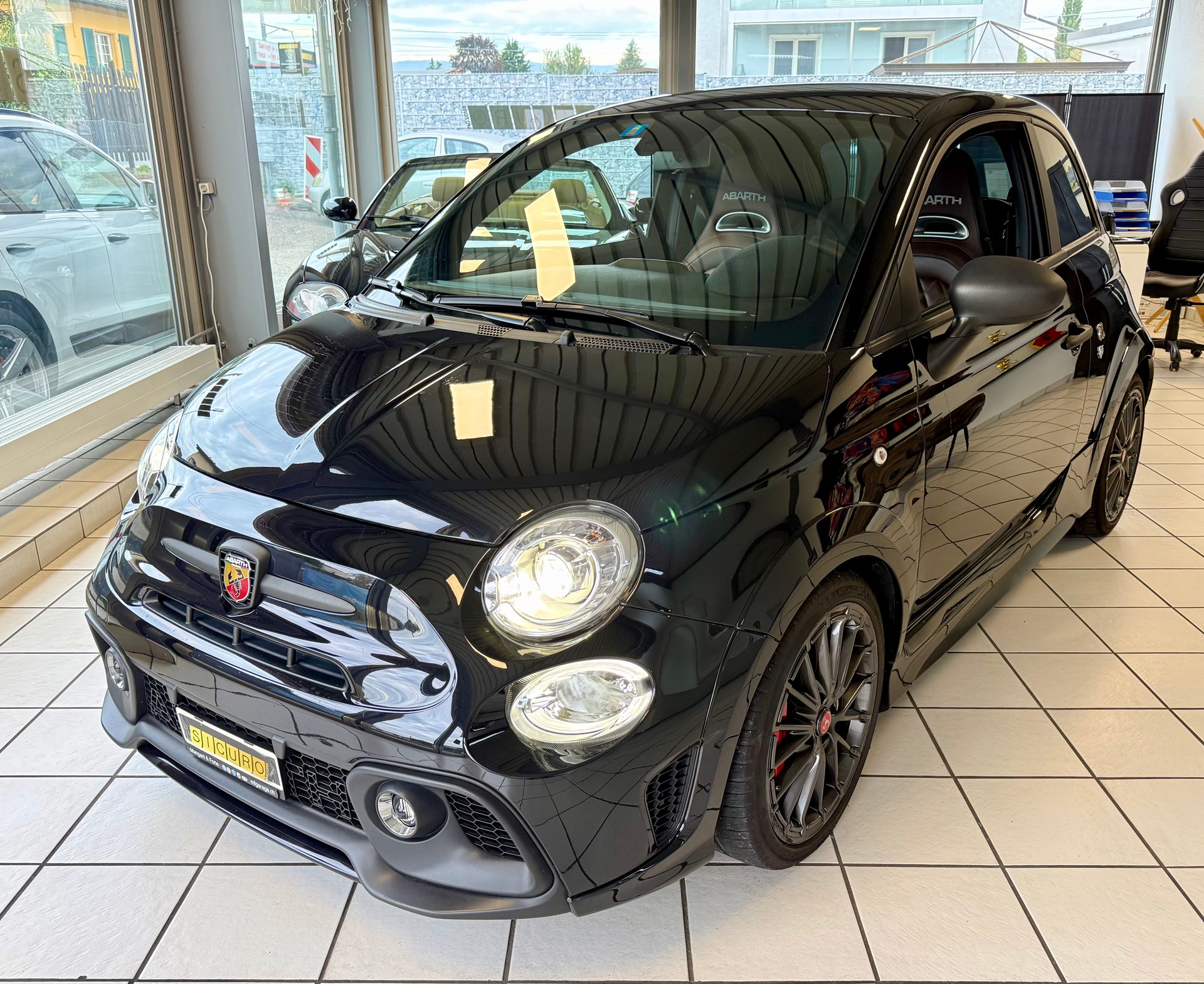FIAT 595 1.4 16V Turbo Abarth Scorpion Legend Dualogic-showroom-element-3