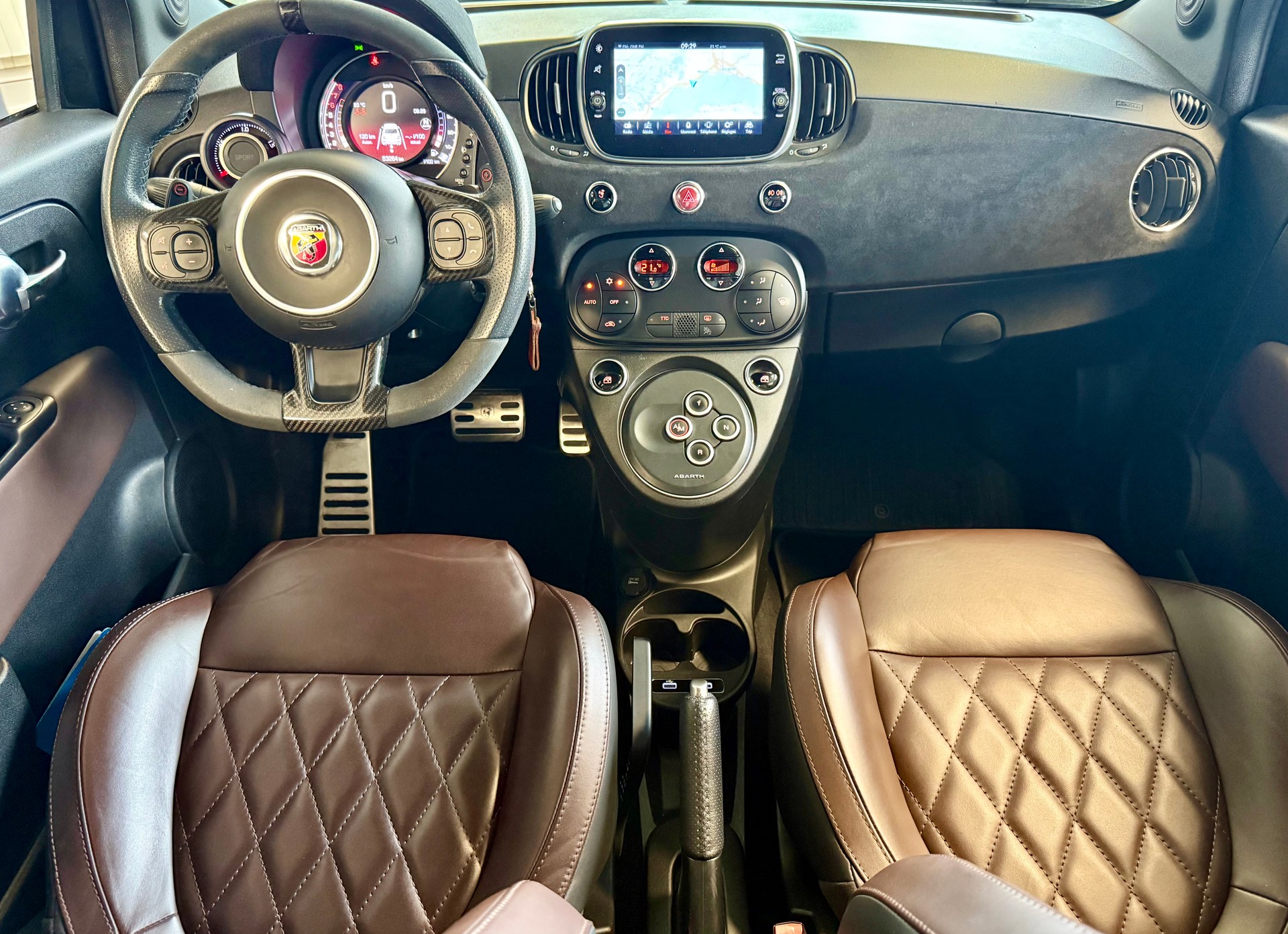 FIAT 595 1.4 16V Turbo Abarth Scorpion Legend Dualogic-image-15