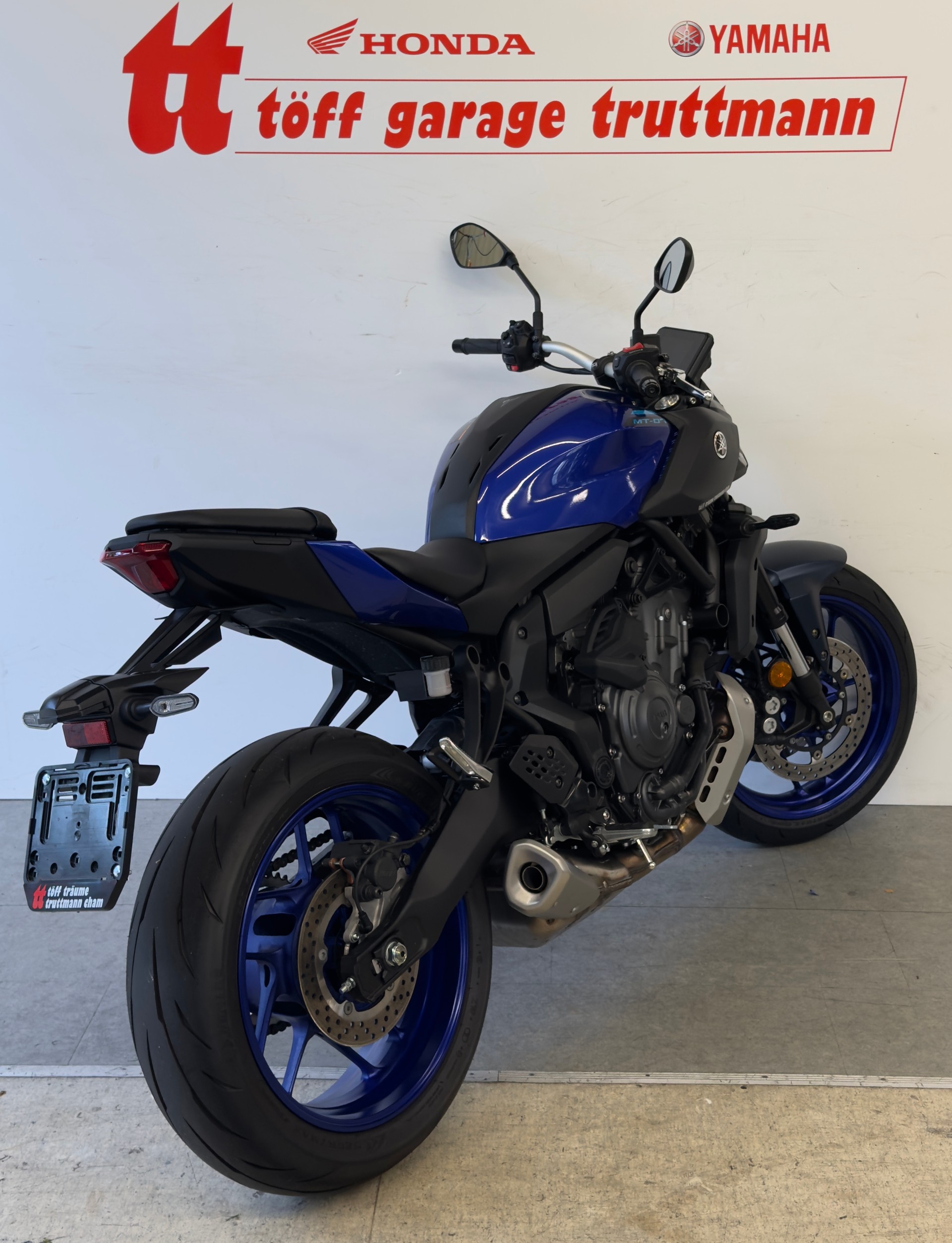 YAMAHA MT-07 Y-AMT-showroom-element-3