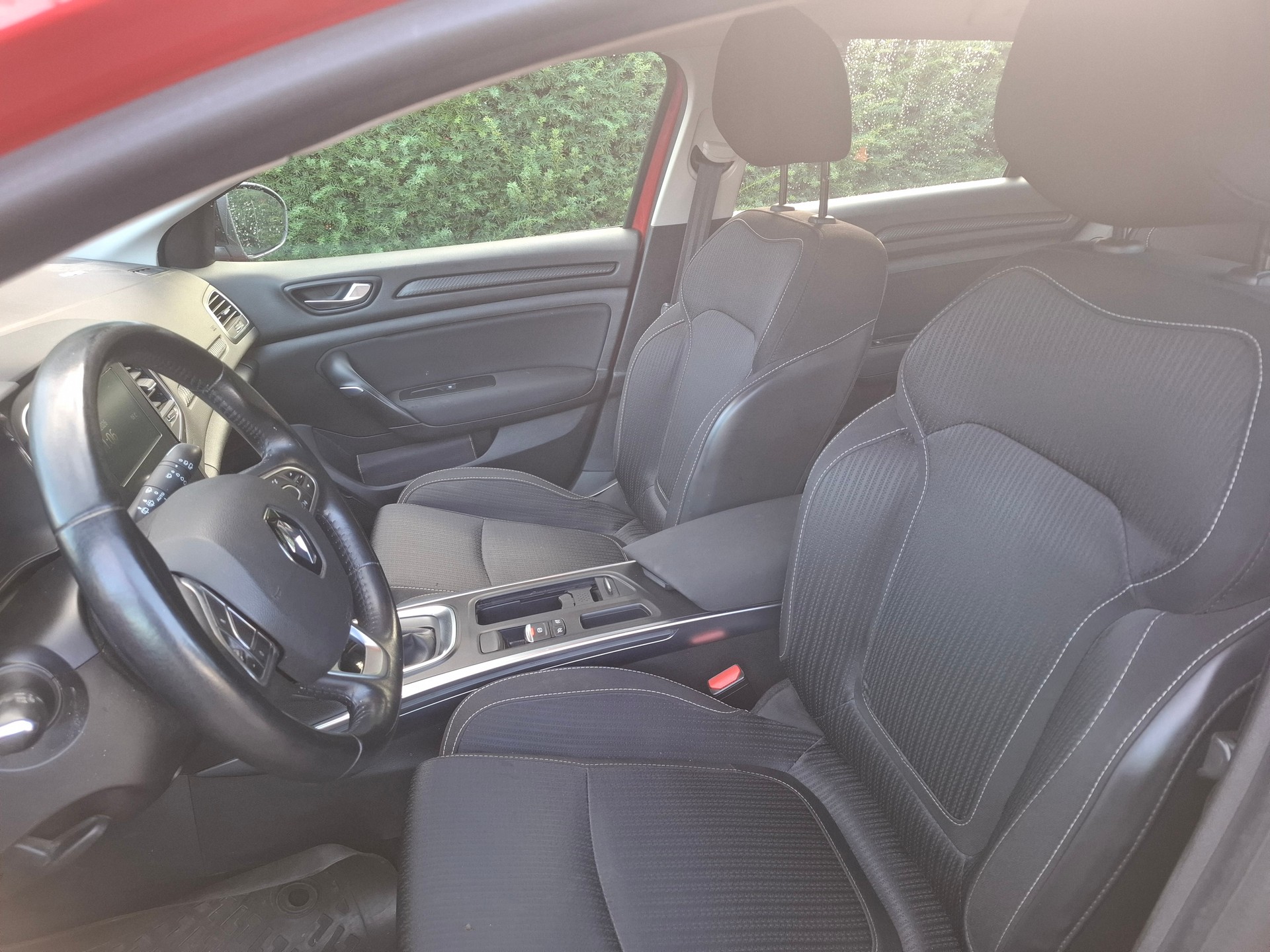 RENAULT Mégane Grandtour 1.5 dCi Business EDC-image-5